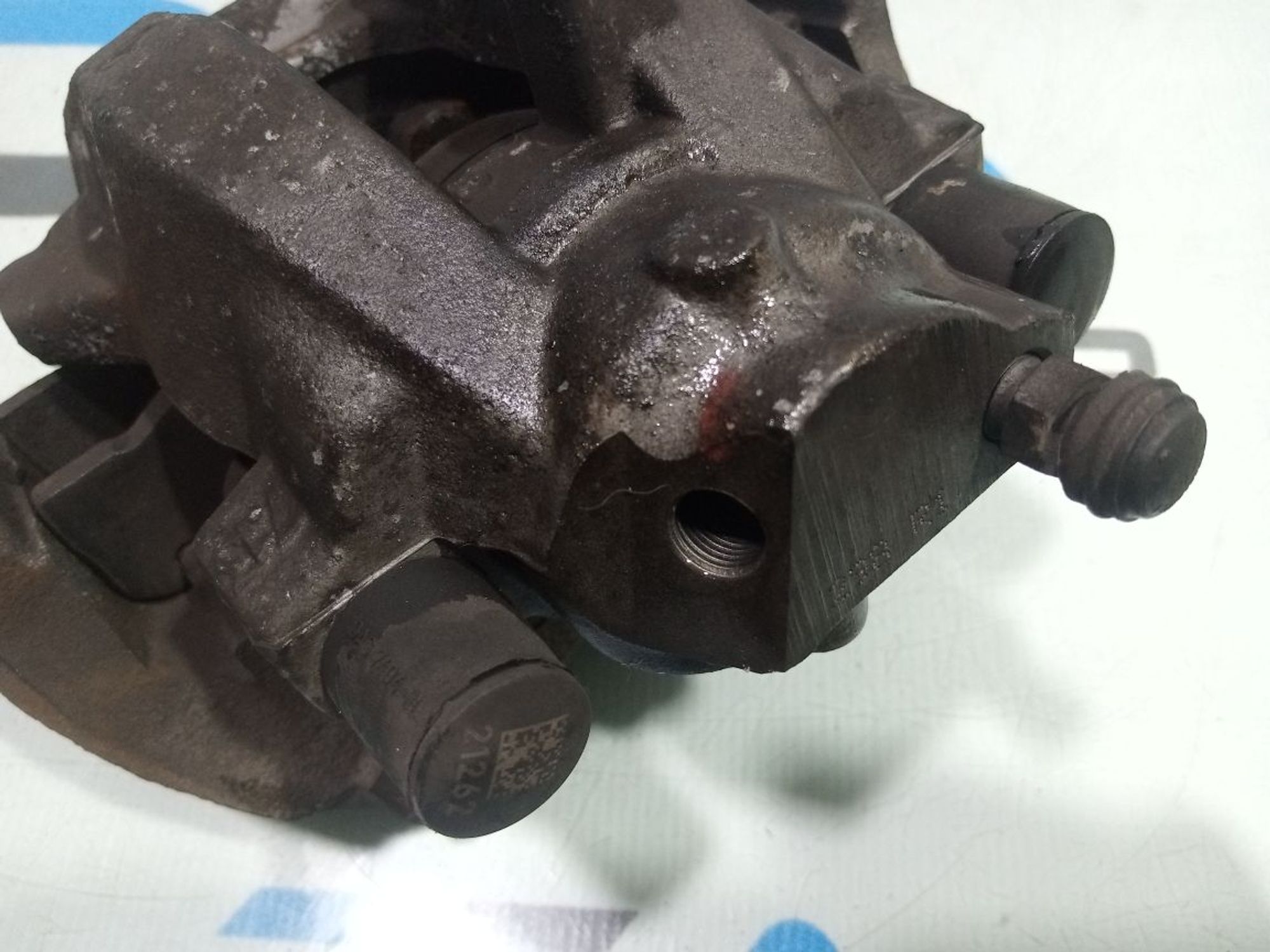 https://gcs.partsauto.market/rn-stockpro.appspot.com/thmbs/userImages/b7628e092085f1f91467af1afb6e7630/part/66f9c84b-ffa1-466b-927c-2868449f4fd4_1748283441536.jpg