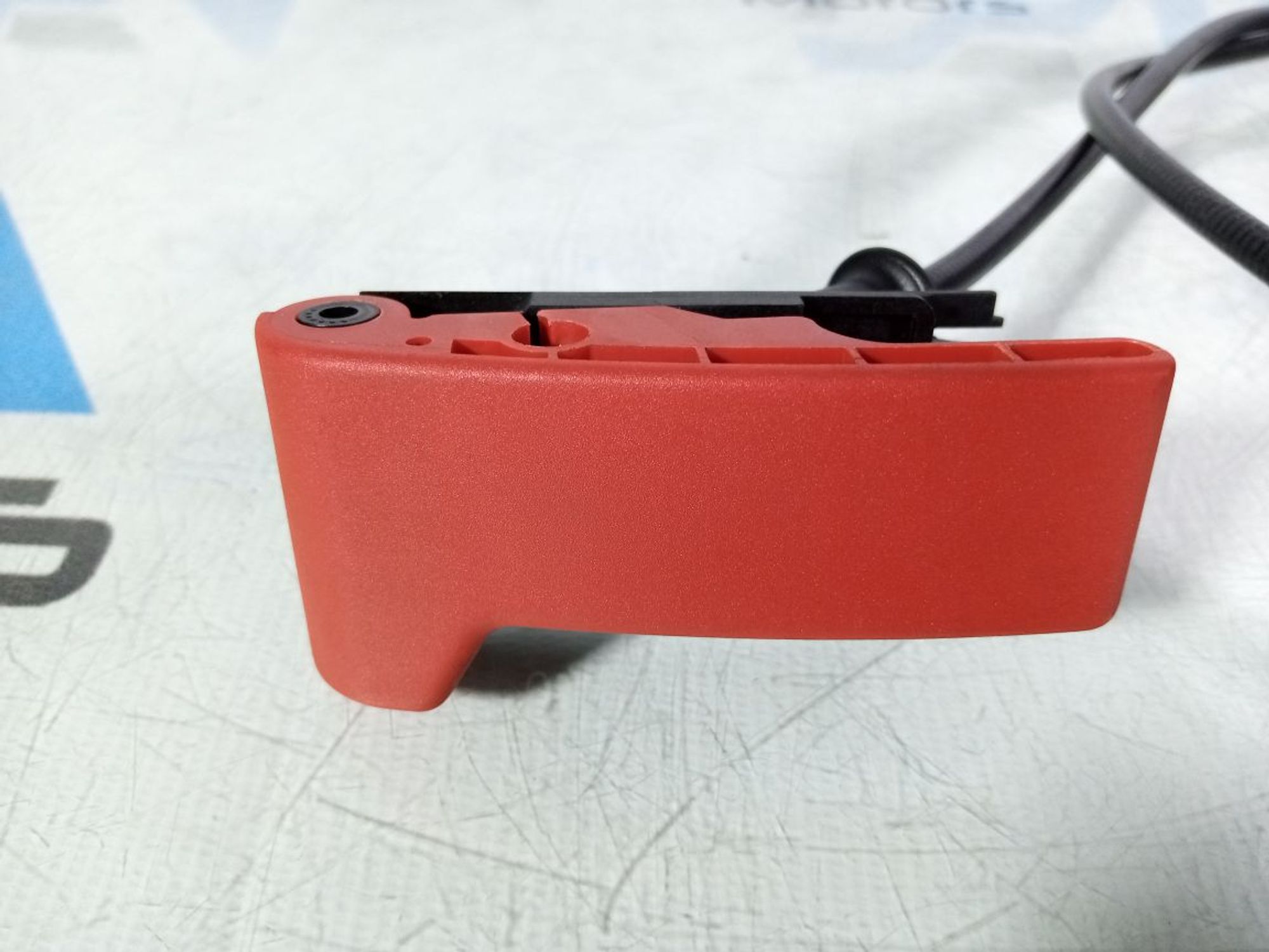 https://gcs.partsauto.market/rn-stockpro.appspot.com/thmbs/userImages/b7628e092085f1f91467af1afb6e7630/part/674e7178-46a5-4838-808e-92beaeb4356e_1745060739603.jpg