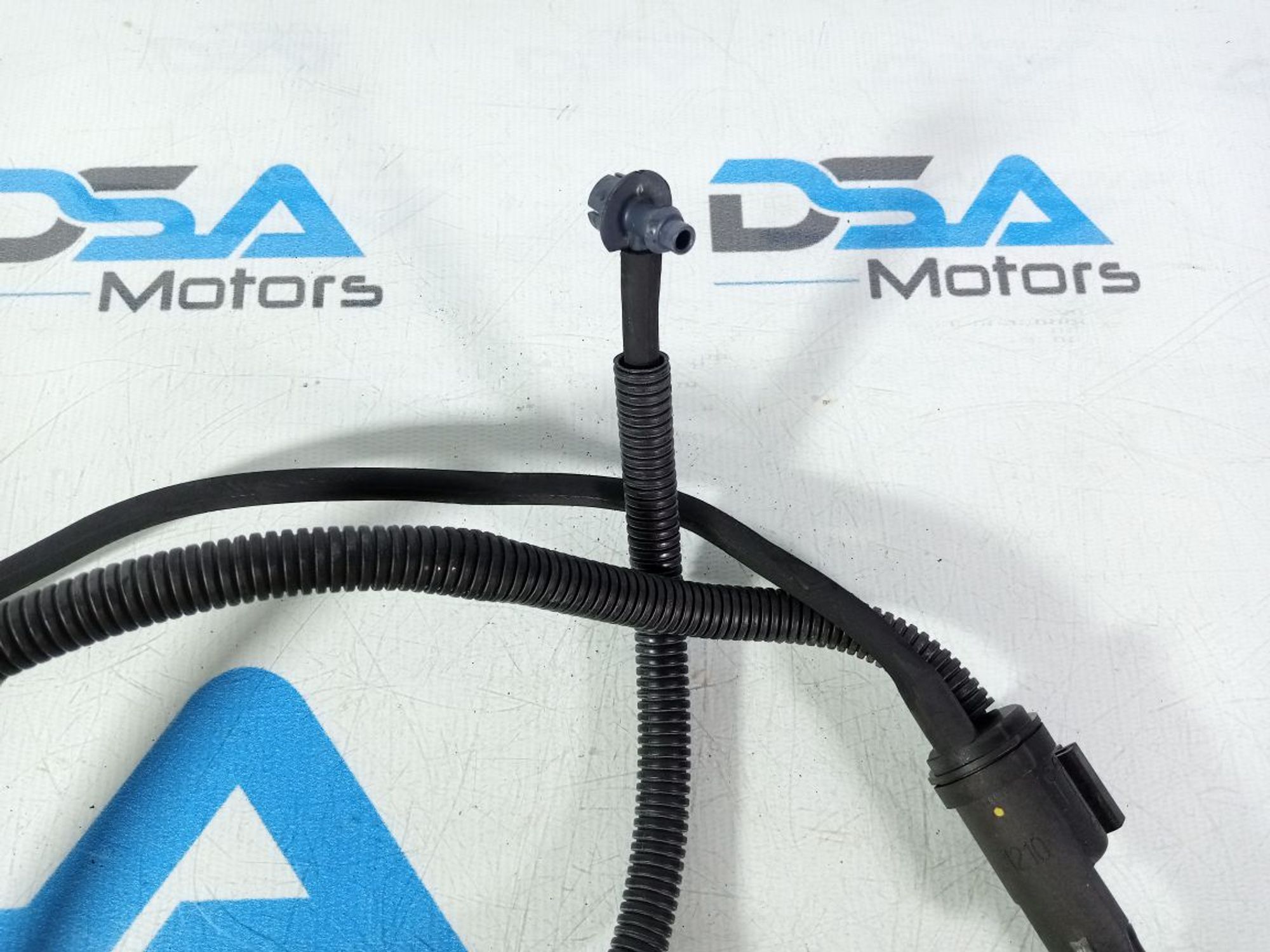https://gcs.partsauto.market/rn-stockpro.appspot.com/thmbs/userImages/b7628e092085f1f91467af1afb6e7630/part/67b4ab7c-6140-4baa-b7c1-42c1d581a1a1_1746167271780.jpg