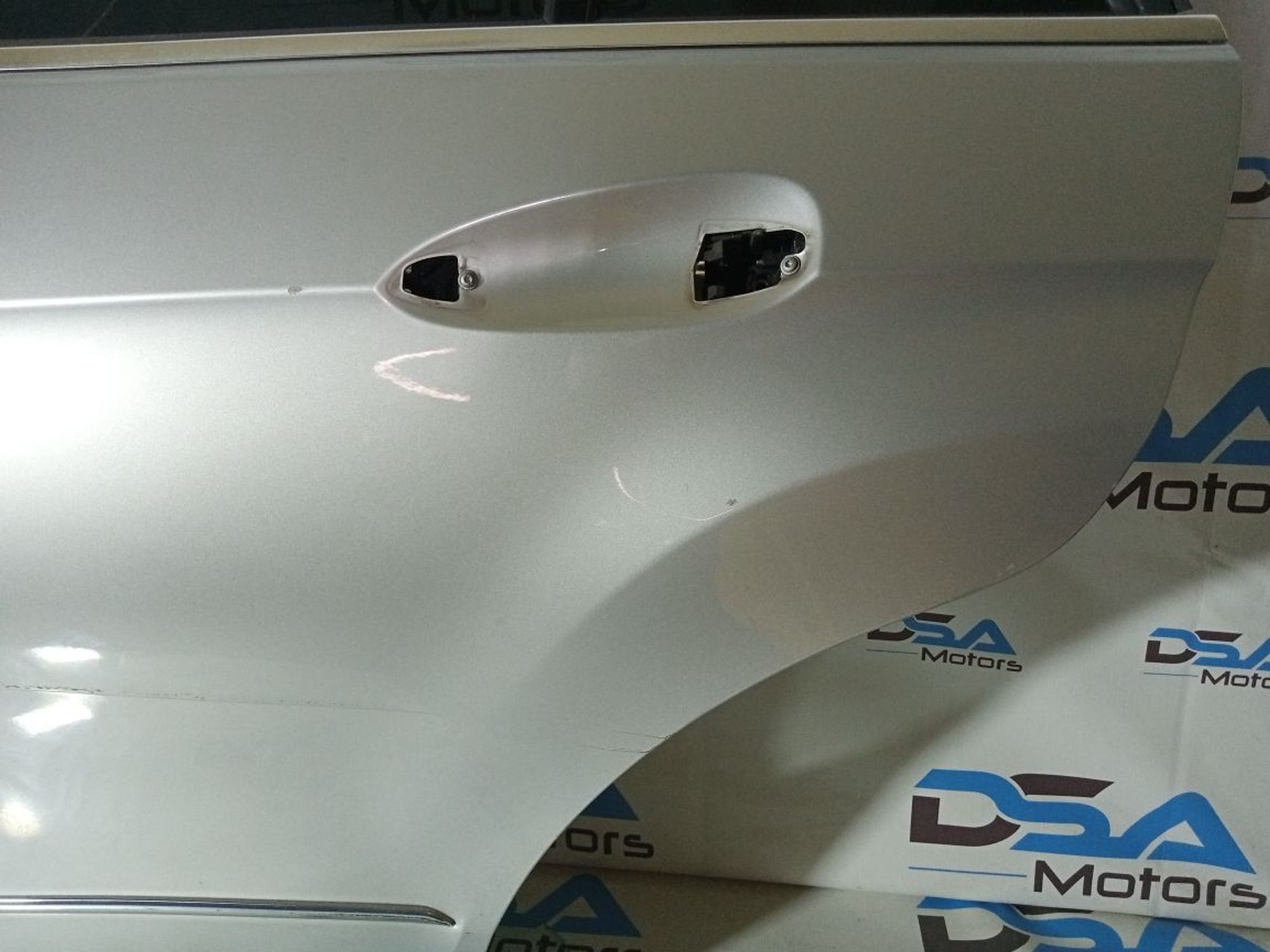 https://gcs.partsauto.market/rn-stockpro.appspot.com/thmbs/userImages/b7628e092085f1f91467af1afb6e7630/part/67cf9dfd-f8d0-4ae3-83b3-71ecb4f1ec3d_1747297556647.jpg