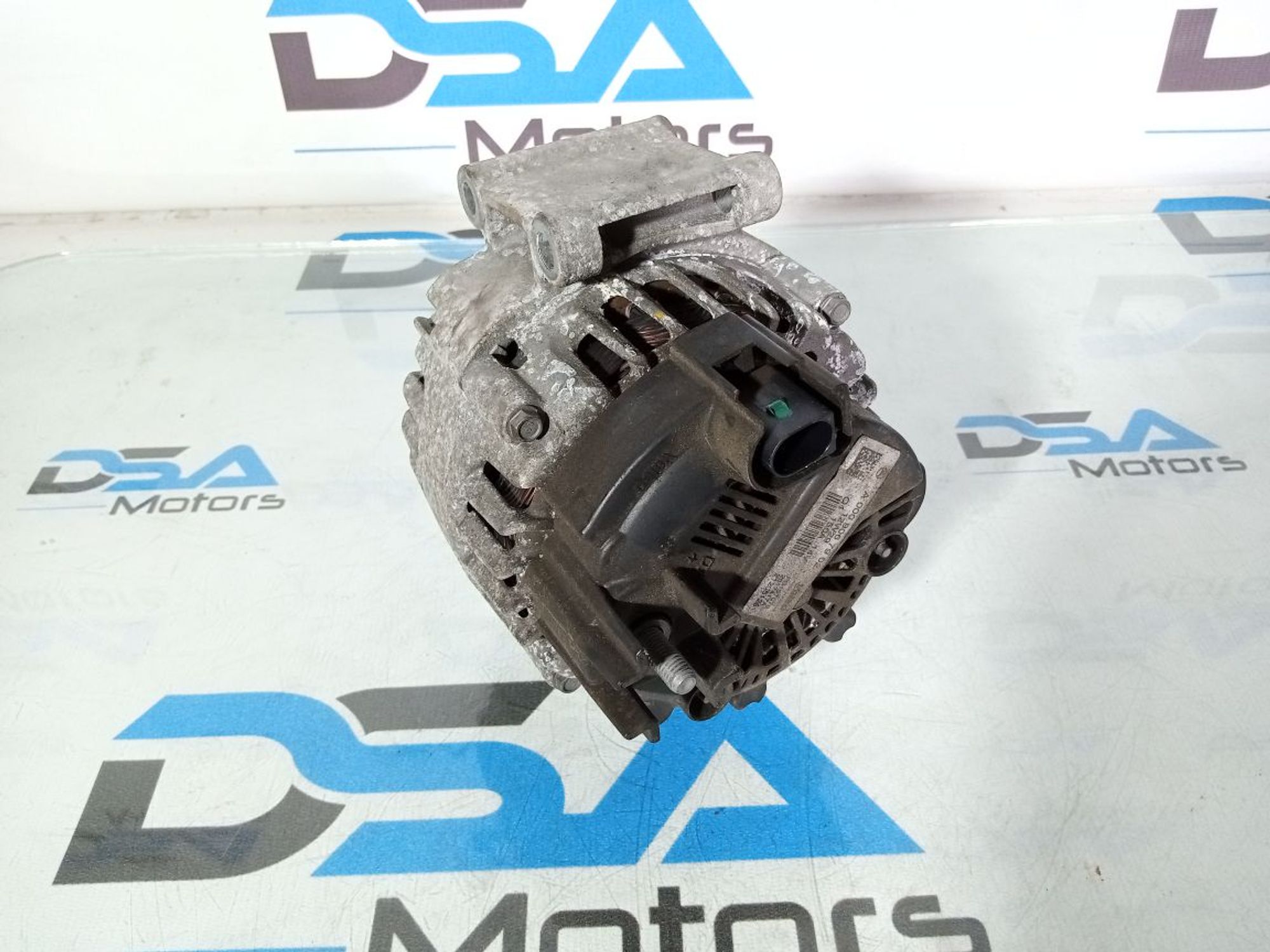 https://gcs.partsauto.market/rn-stockpro.appspot.com/thmbs/userImages/b7628e092085f1f91467af1afb6e7630/part/68f29ad2-6643-43ca-8909-ba63dbff0bce_1747335382396.jpg