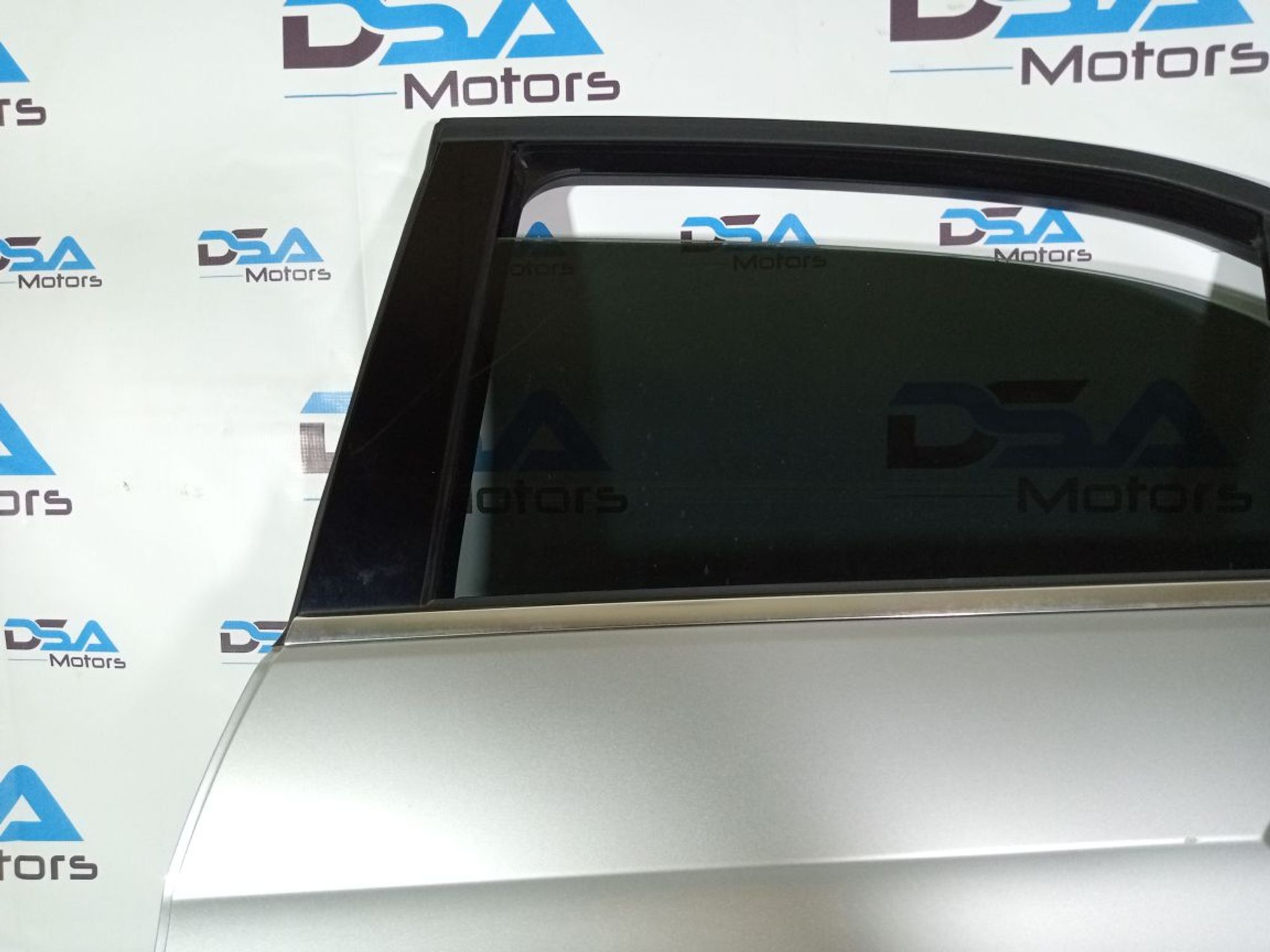 https://gcs.partsauto.market/rn-stockpro.appspot.com/thmbs/userImages/b7628e092085f1f91467af1afb6e7630/part/6a11ab9f-214a-4dba-9319-b8aa90db5e7e_1747297567544.jpg