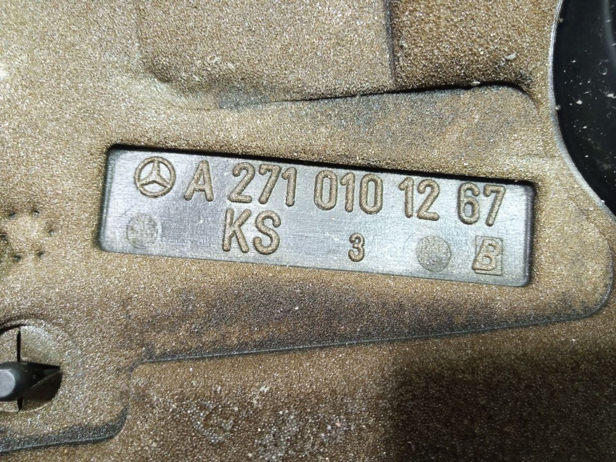 https://gcs.partsauto.market/rn-stockpro.appspot.com/thmbs/userImages/b7628e092085f1f91467af1afb6e7630/part/6a837e7e-a807-4b7b-a928-ec04c6c43fea_1748620842035.jpg