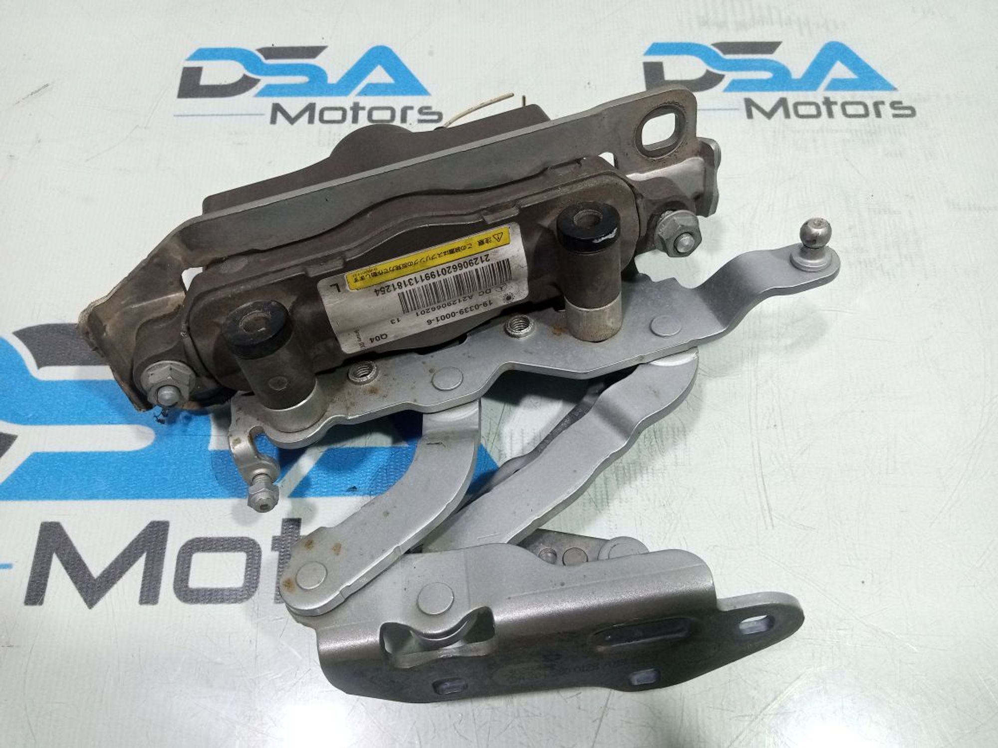 https://gcs.partsauto.market/rn-stockpro.appspot.com/thmbs/userImages/b7628e092085f1f91467af1afb6e7630/part/6b6b362c-776c-4084-abd4-2632f0d34bd6_1747849037217.jpg