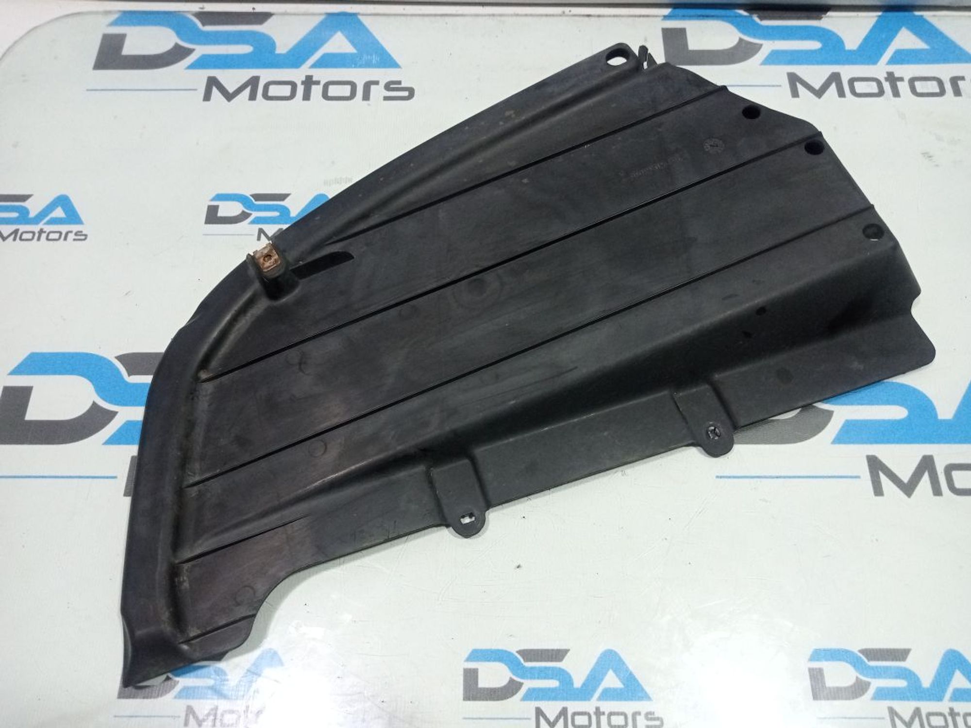 https://gcs.partsauto.market/rn-stockpro.appspot.com/thmbs/userImages/b7628e092085f1f91467af1afb6e7630/part/6d57060c-816a-41d5-a9d6-6e8b353e3c03_1747897002665.jpg
