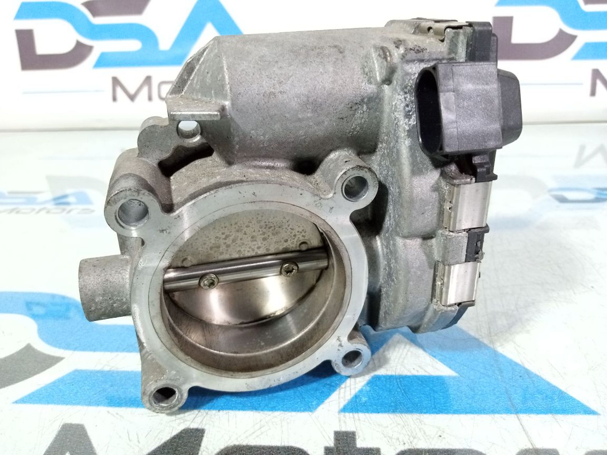 https://gcs.partsauto.market/rn-stockpro.appspot.com/thmbs/userImages/b7628e092085f1f91467af1afb6e7630/part/6f0e268b-50d8-4aa1-bb9c-04a7cecc6320_1747630184578.jpg