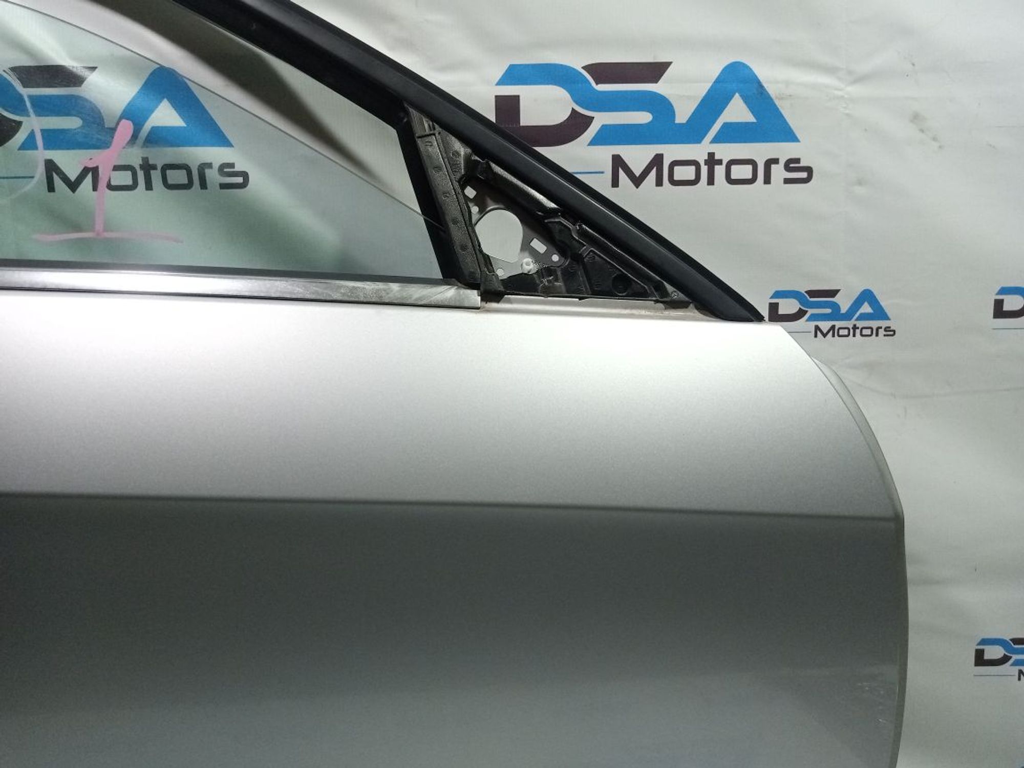 https://gcs.partsauto.market/rn-stockpro.appspot.com/thmbs/userImages/b7628e092085f1f91467af1afb6e7630/part/6f3b3b82-e9ea-4f41-9a3c-88d4304b38d4_1748353014837.jpg