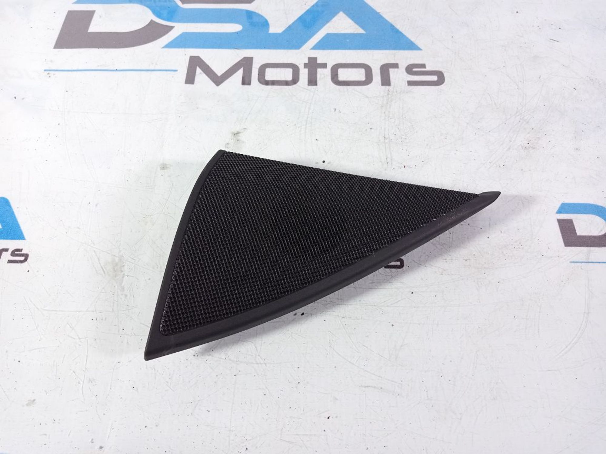 https://gcs.partsauto.market/rn-stockpro.appspot.com/thmbs/userImages/b7628e092085f1f91467af1afb6e7630/part/6f919858-aad4-4b89-9d8f-e6847962d247_1737013679297.jpg