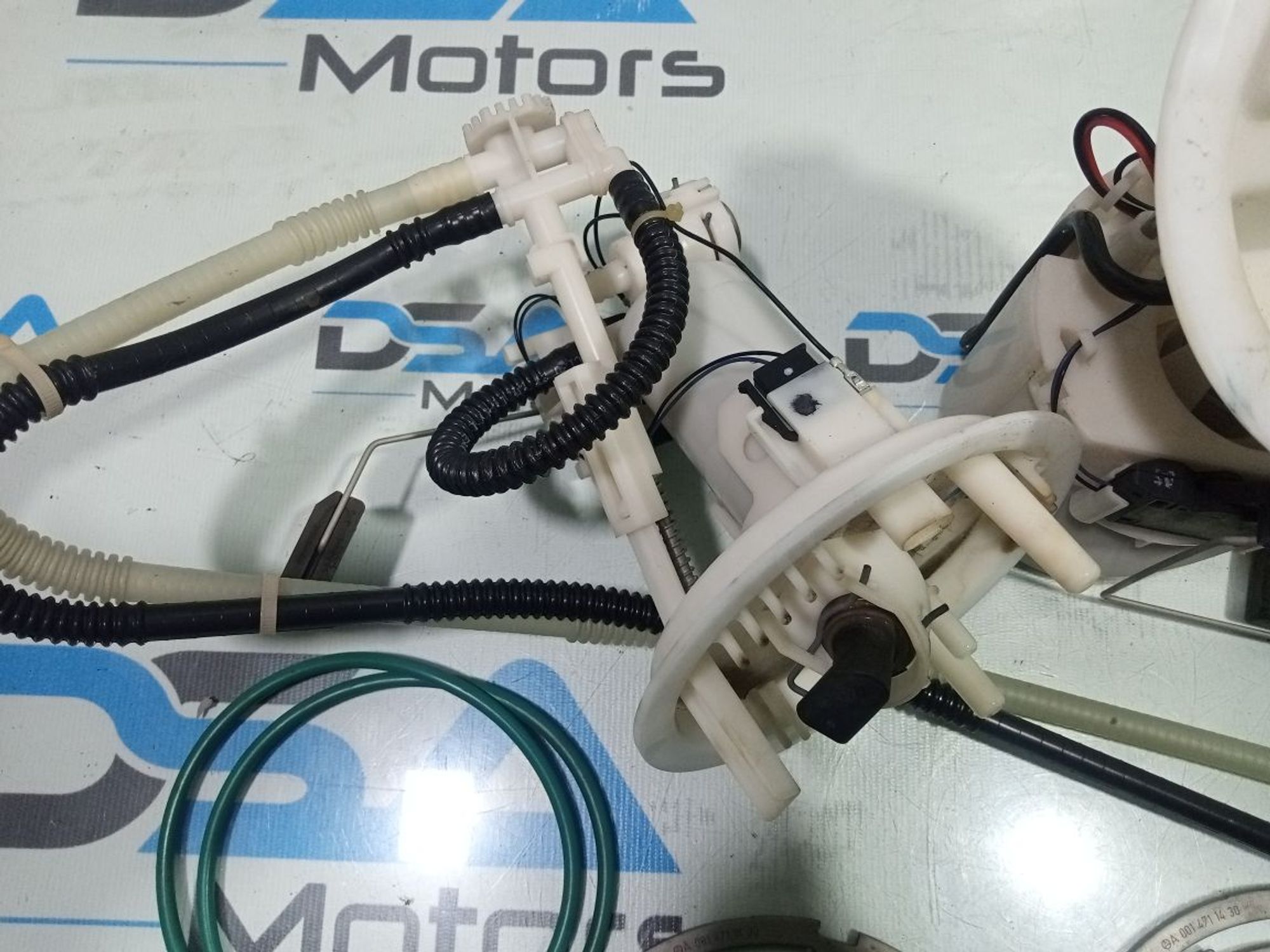 https://gcs.partsauto.market/rn-stockpro.appspot.com/thmbs/userImages/b7628e092085f1f91467af1afb6e7630/part/71129a5b-7a6f-432e-9f74-b7c14cc3009c_1747848302601.jpg