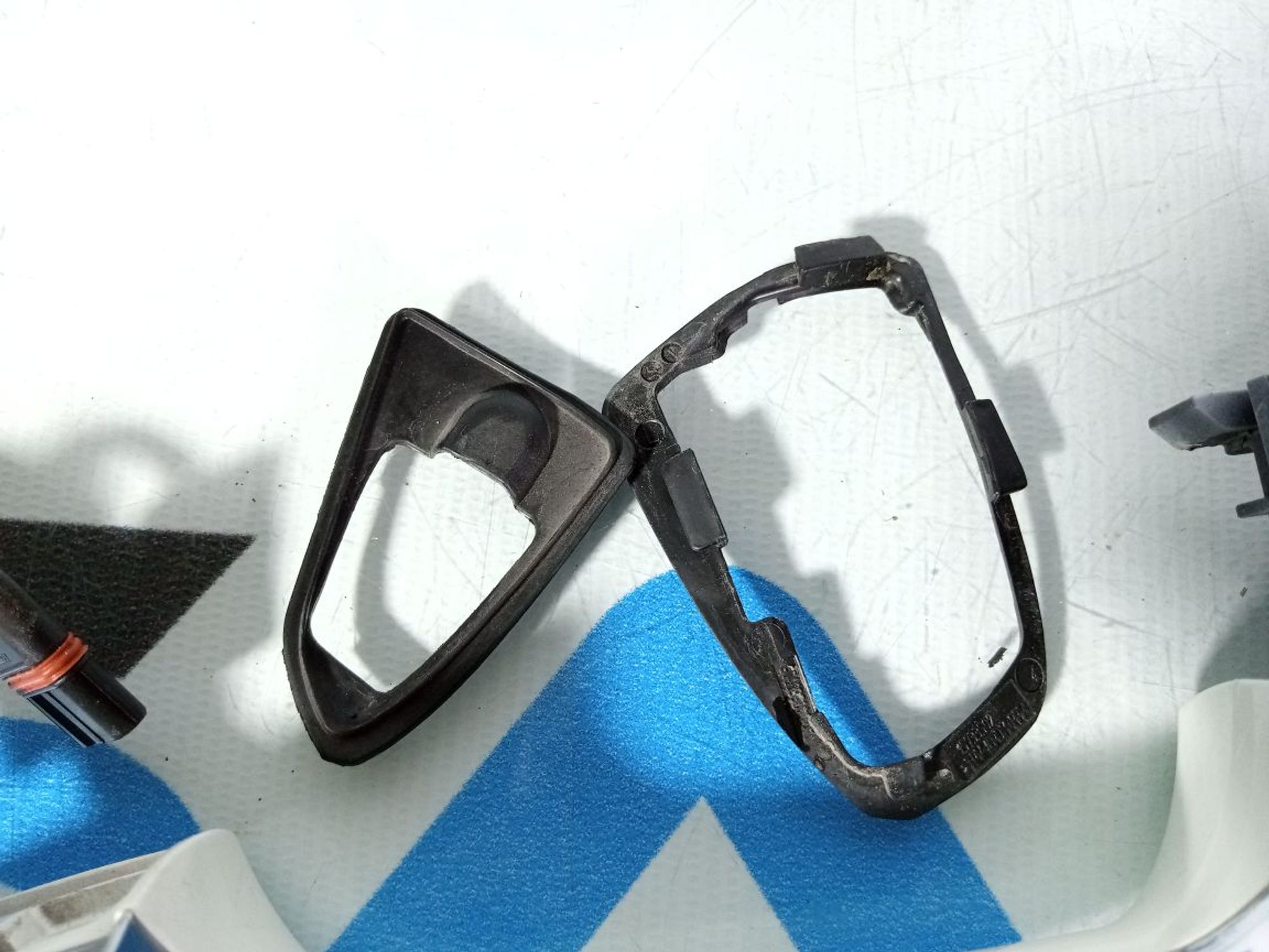 https://gcs.partsauto.market/rn-stockpro.appspot.com/thmbs/userImages/b7628e092085f1f91467af1afb6e7630/part/711755e8-d83b-4b4c-be12-cb6effe6f64a_1745909547382.jpg