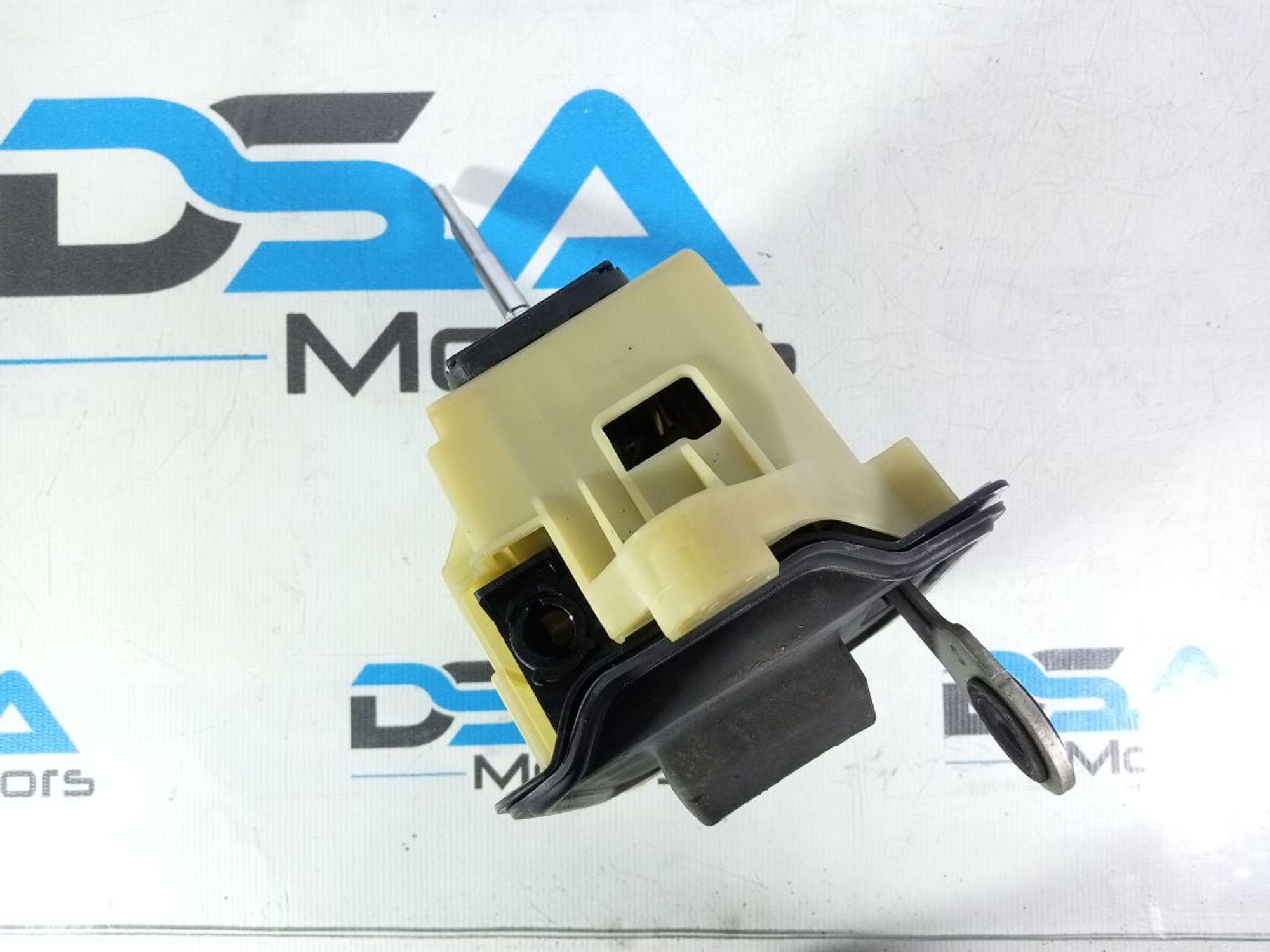 https://gcs.partsauto.market/rn-stockpro.appspot.com/thmbs/userImages/b7628e092085f1f91467af1afb6e7630/part/7130377e-ae3b-469e-93c8-aef21d060f84_1741598223741.jpg