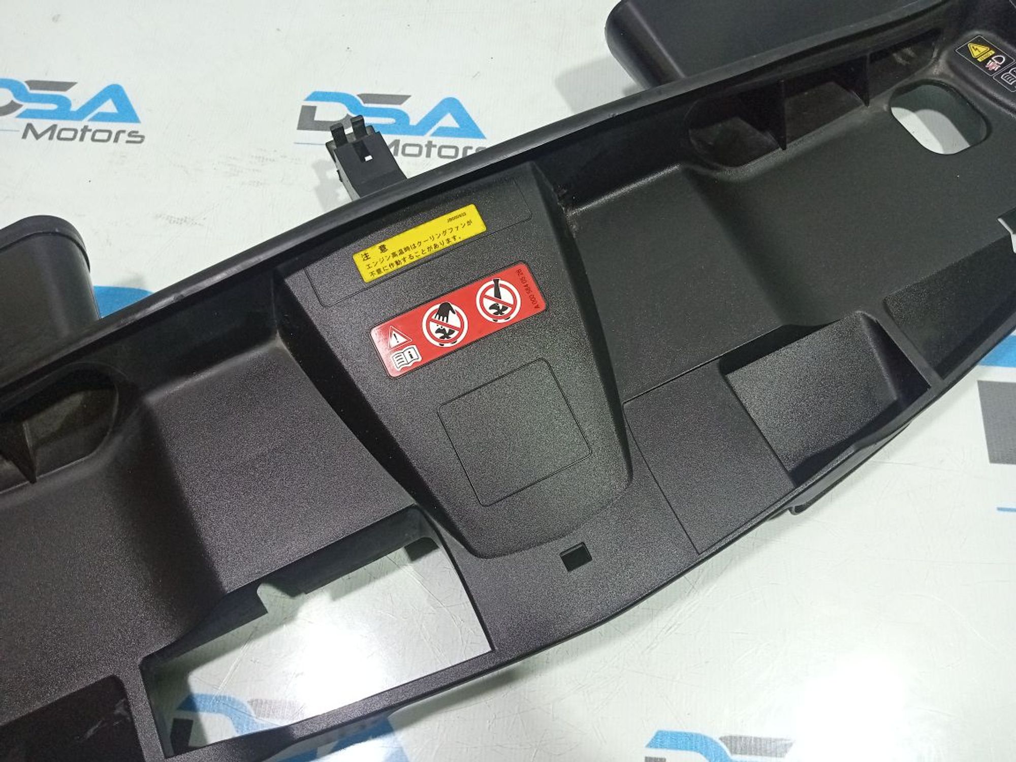 https://gcs.partsauto.market/rn-stockpro.appspot.com/thmbs/userImages/b7628e092085f1f91467af1afb6e7630/part/714e8bb6-62e9-4aa2-be0e-b168c78b2eca_1748894719597.jpg
