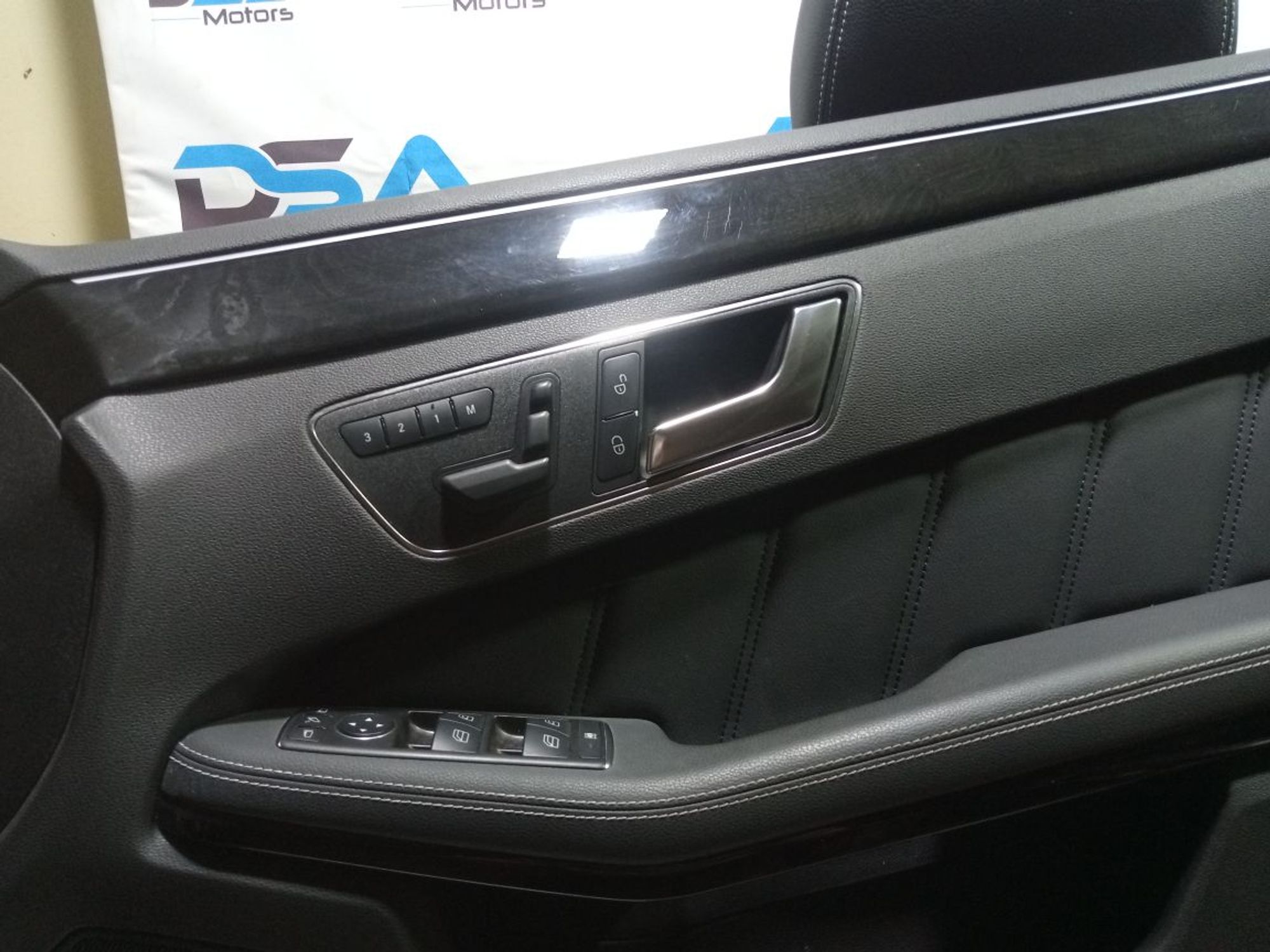 https://gcs.partsauto.market/rn-stockpro.appspot.com/thmbs/userImages/b7628e092085f1f91467af1afb6e7630/part/7177d4ed-6c8d-42a4-805b-bfc6b19b42d3_1748283947002.jpg