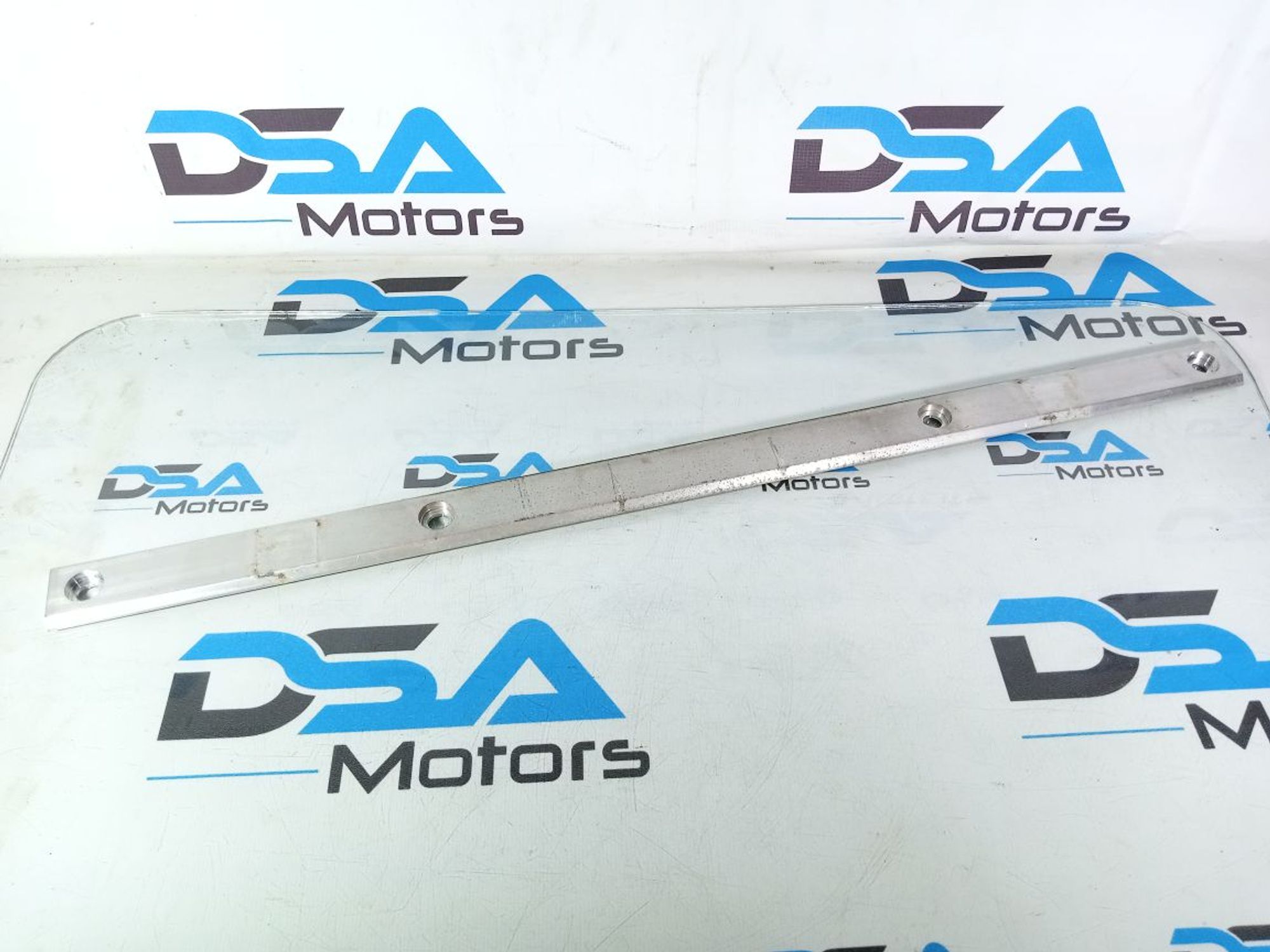 https://gcs.partsauto.market/rn-stockpro.appspot.com/thmbs/userImages/b7628e092085f1f91467af1afb6e7630/part/71a9dc89-7e46-45dc-a8ee-513280a0e709_1746166825988.jpg