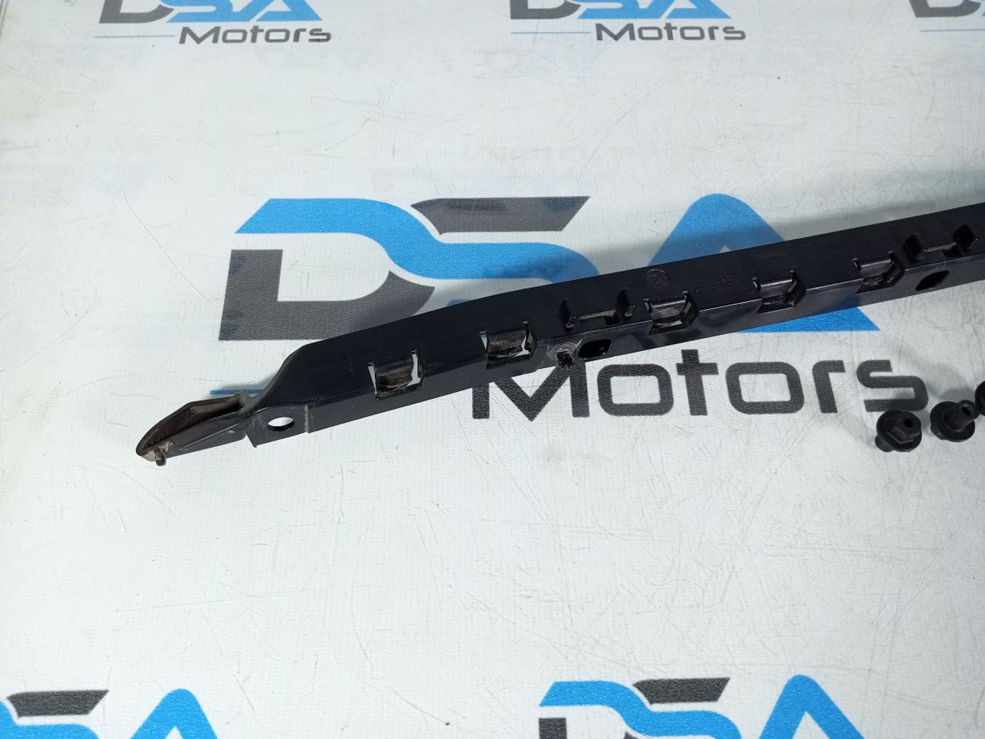 https://gcs.partsauto.market/rn-stockpro.appspot.com/thmbs/userImages/b7628e092085f1f91467af1afb6e7630/part/72b08abb-52ef-447f-8290-d431eb508b9d_1747212400060.jpg