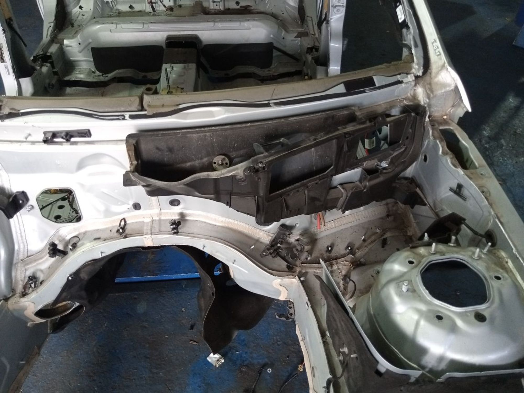 https://gcs.partsauto.market/rn-stockpro.appspot.com/thmbs/userImages/b7628e092085f1f91467af1afb6e7630/part/7361c20e-b0d1-403f-b43a-fba56282ef08_1749732751496.jpg