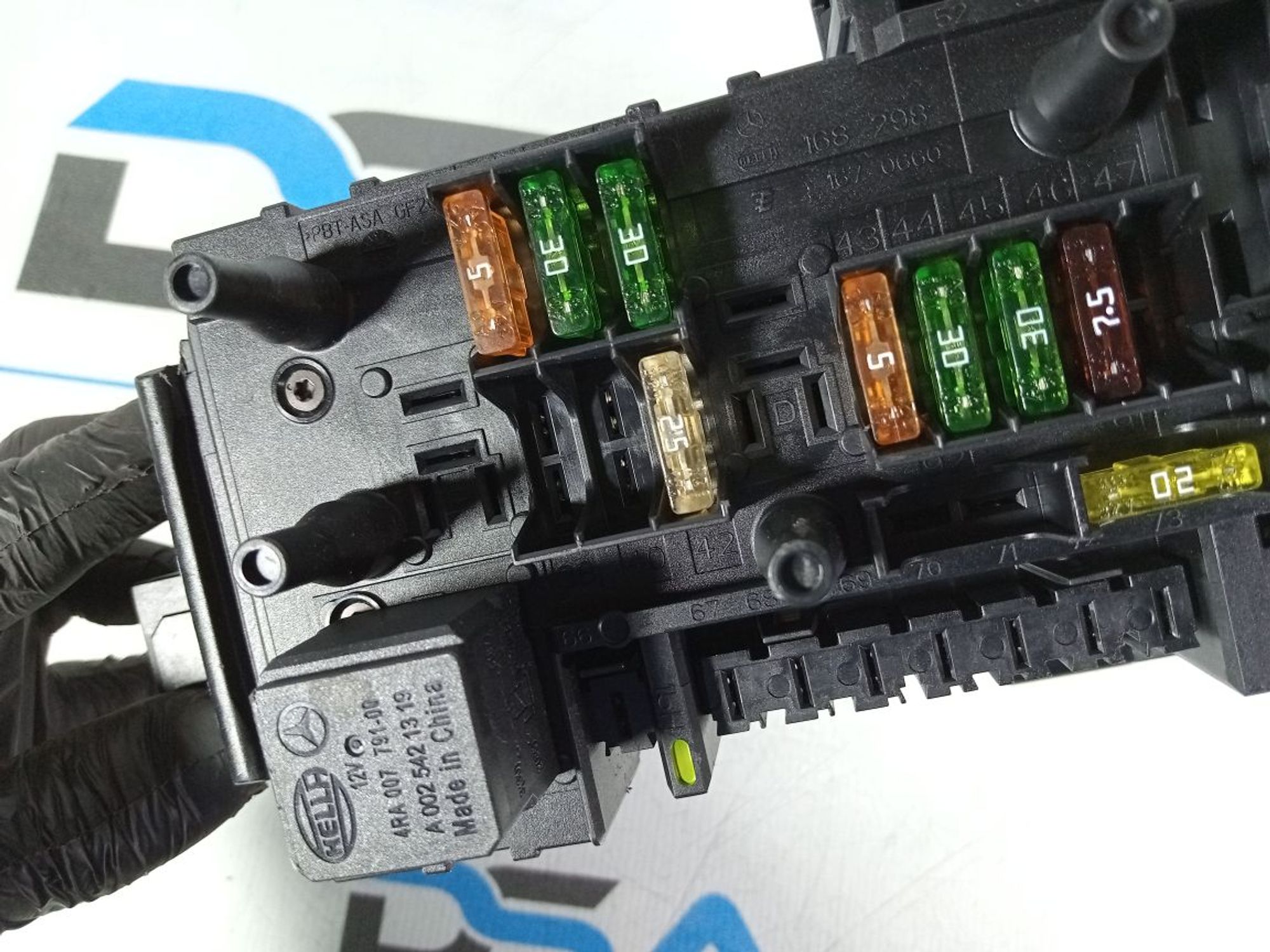 https://gcs.partsauto.market/rn-stockpro.appspot.com/thmbs/userImages/b7628e092085f1f91467af1afb6e7630/part/73d5b811-d272-4b68-b96c-055f08e10481_1746002785341.jpg