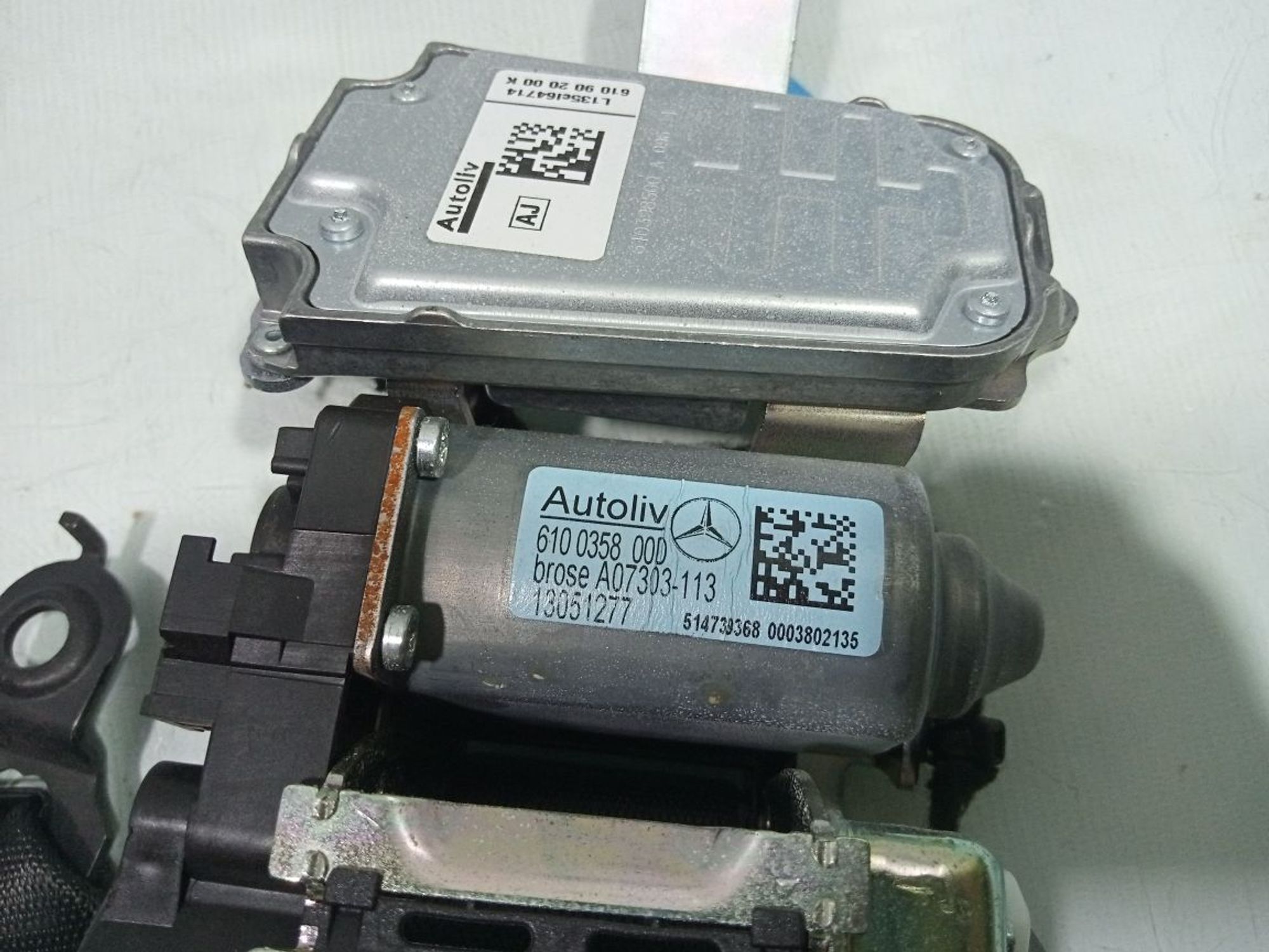 https://gcs.partsauto.market/rn-stockpro.appspot.com/thmbs/userImages/b7628e092085f1f91467af1afb6e7630/part/740cffad-77e8-4284-ad82-7987ef3fac4f_1748623806355.jpg