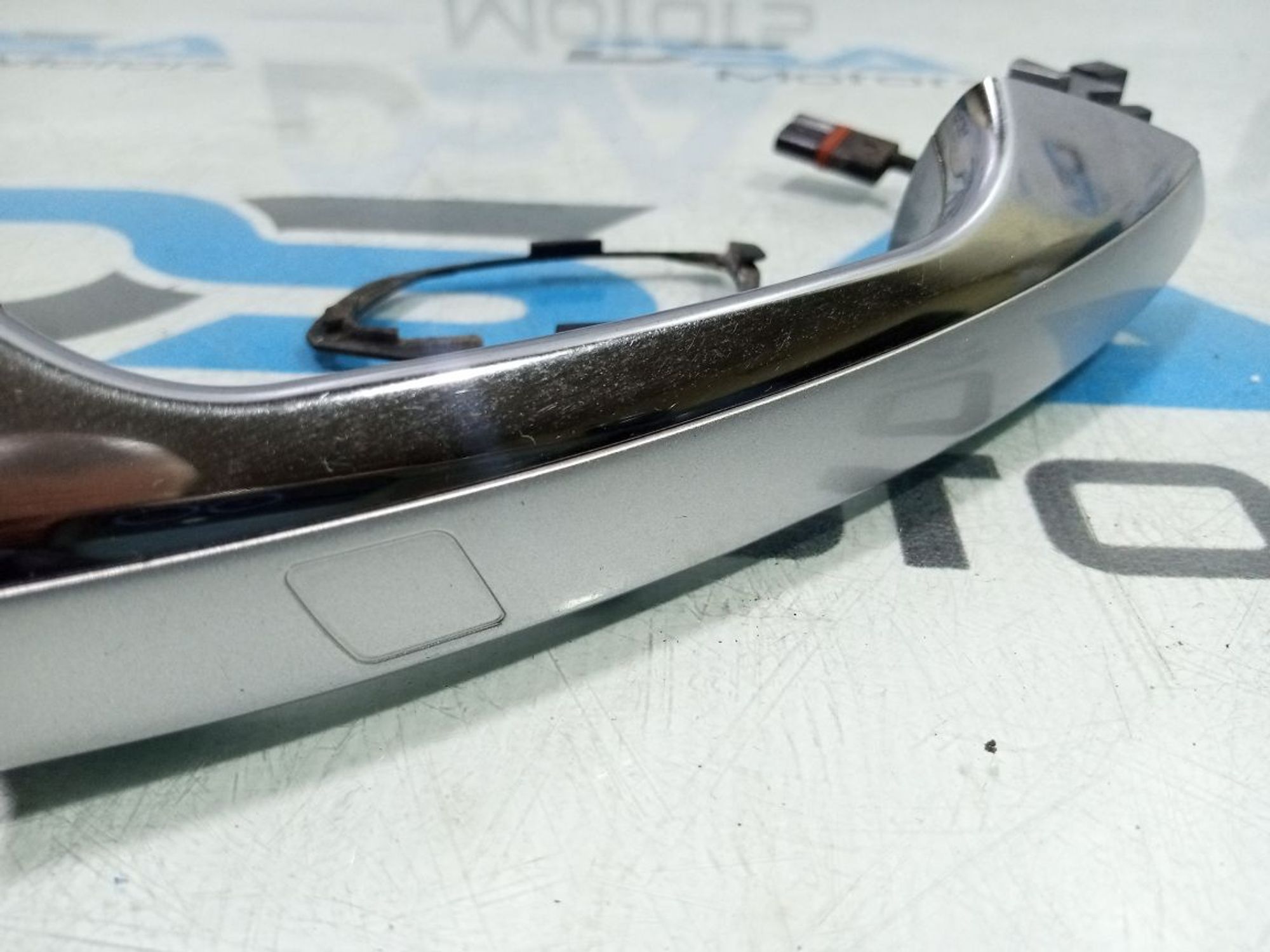 https://gcs.partsauto.market/rn-stockpro.appspot.com/thmbs/userImages/b7628e092085f1f91467af1afb6e7630/part/74c0f0cb-7f08-46f0-b865-fd0b99a6a56a_1748850016793.jpg