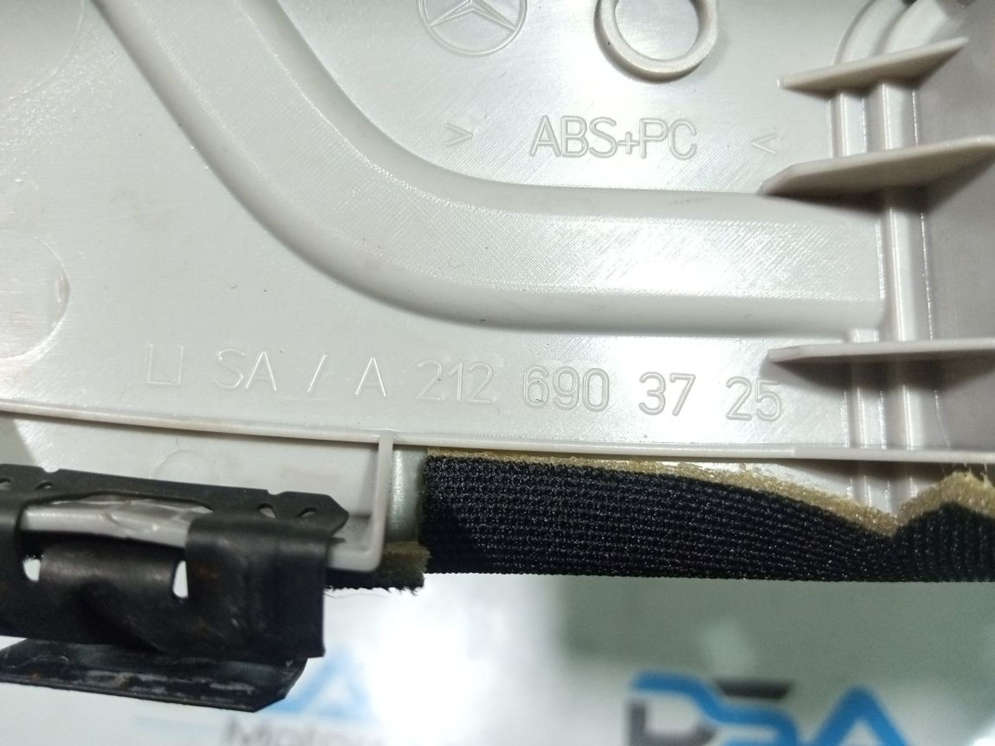 https://gcs.partsauto.market/rn-stockpro.appspot.com/thmbs/userImages/b7628e092085f1f91467af1afb6e7630/part/759570f3-036f-4c21-a48d-815e8caf751c_1748890722710.jpg