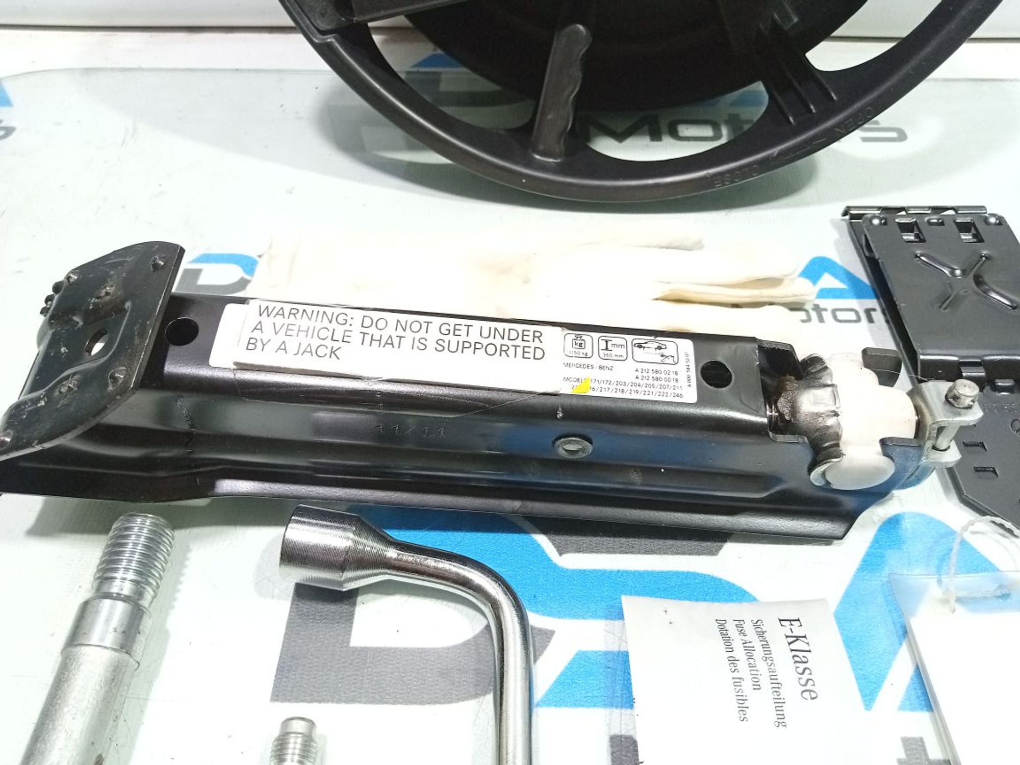 https://gcs.partsauto.market/rn-stockpro.appspot.com/thmbs/userImages/b7628e092085f1f91467af1afb6e7630/part/75d877dd-66e8-4f45-b81b-607d5d3c0f16_1748353606595.jpg