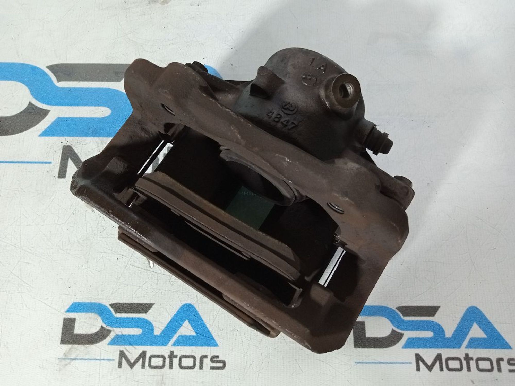 https://gcs.partsauto.market/rn-stockpro.appspot.com/thmbs/userImages/b7628e092085f1f91467af1afb6e7630/part/76840711-e1ef-4106-8571-d7dbbe12f927_1747335421579.jpg