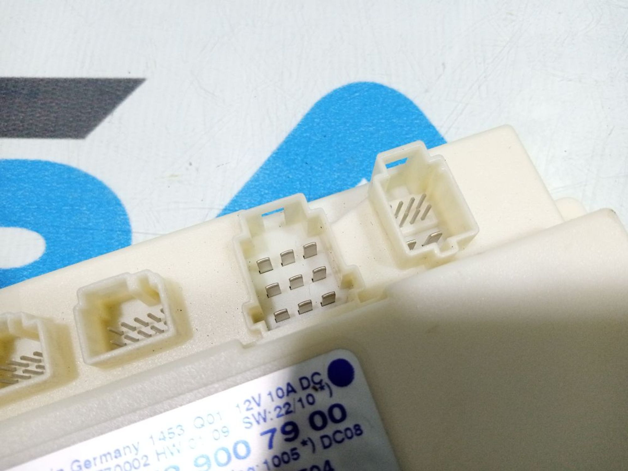 https://gcs.partsauto.market/rn-stockpro.appspot.com/thmbs/userImages/b7628e092085f1f91467af1afb6e7630/part/77675dfc-b9dd-46f9-9a95-2e806a9c6d32_1748161467308.jpg