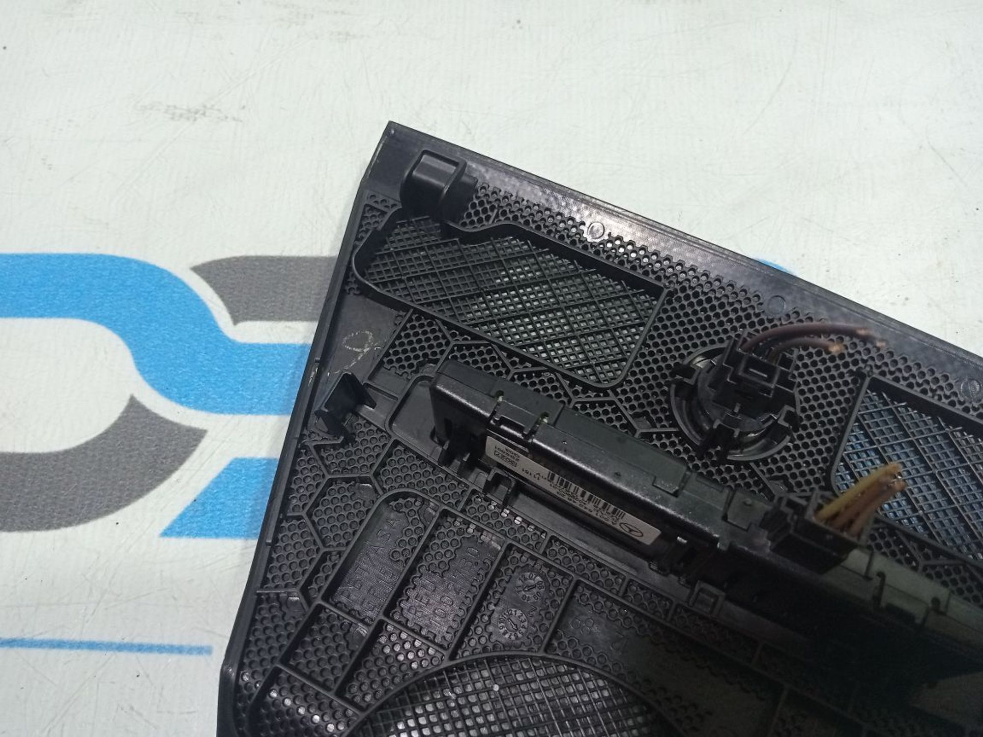 https://gcs.partsauto.market/rn-stockpro.appspot.com/thmbs/userImages/b7628e092085f1f91467af1afb6e7630/part/79fea3f7-b8df-4464-b715-47a207c899f7_1748868879274.jpg