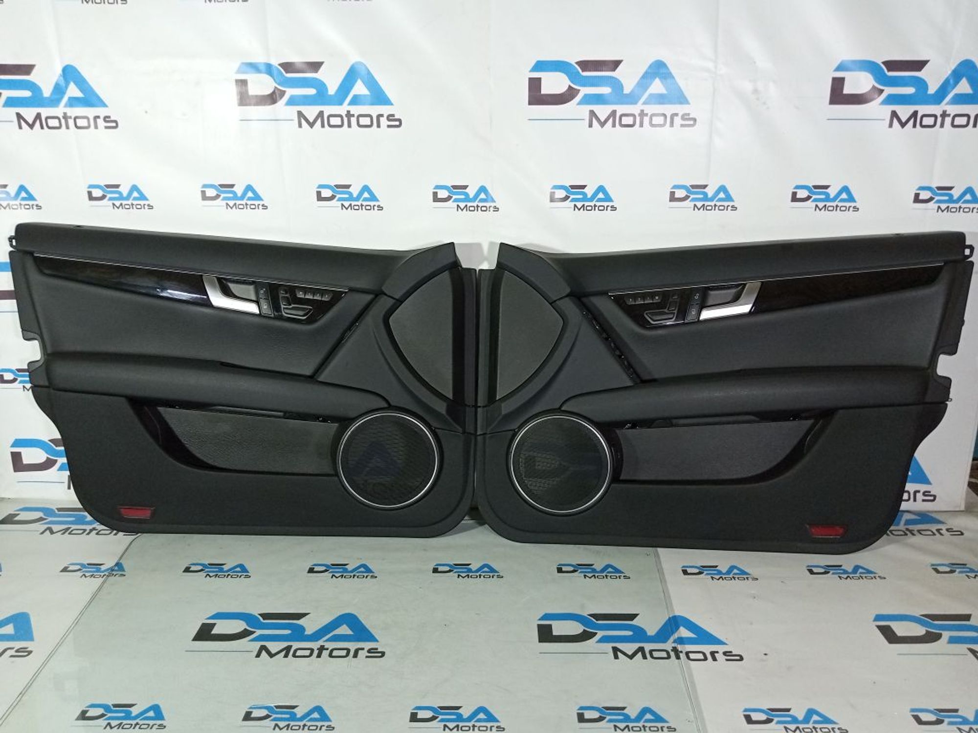 https://gcs.partsauto.market/rn-stockpro.appspot.com/thmbs/userImages/b7628e092085f1f91467af1afb6e7630/part/7add080a-72c9-4424-9118-2e8db8999035_1747212630341.jpg