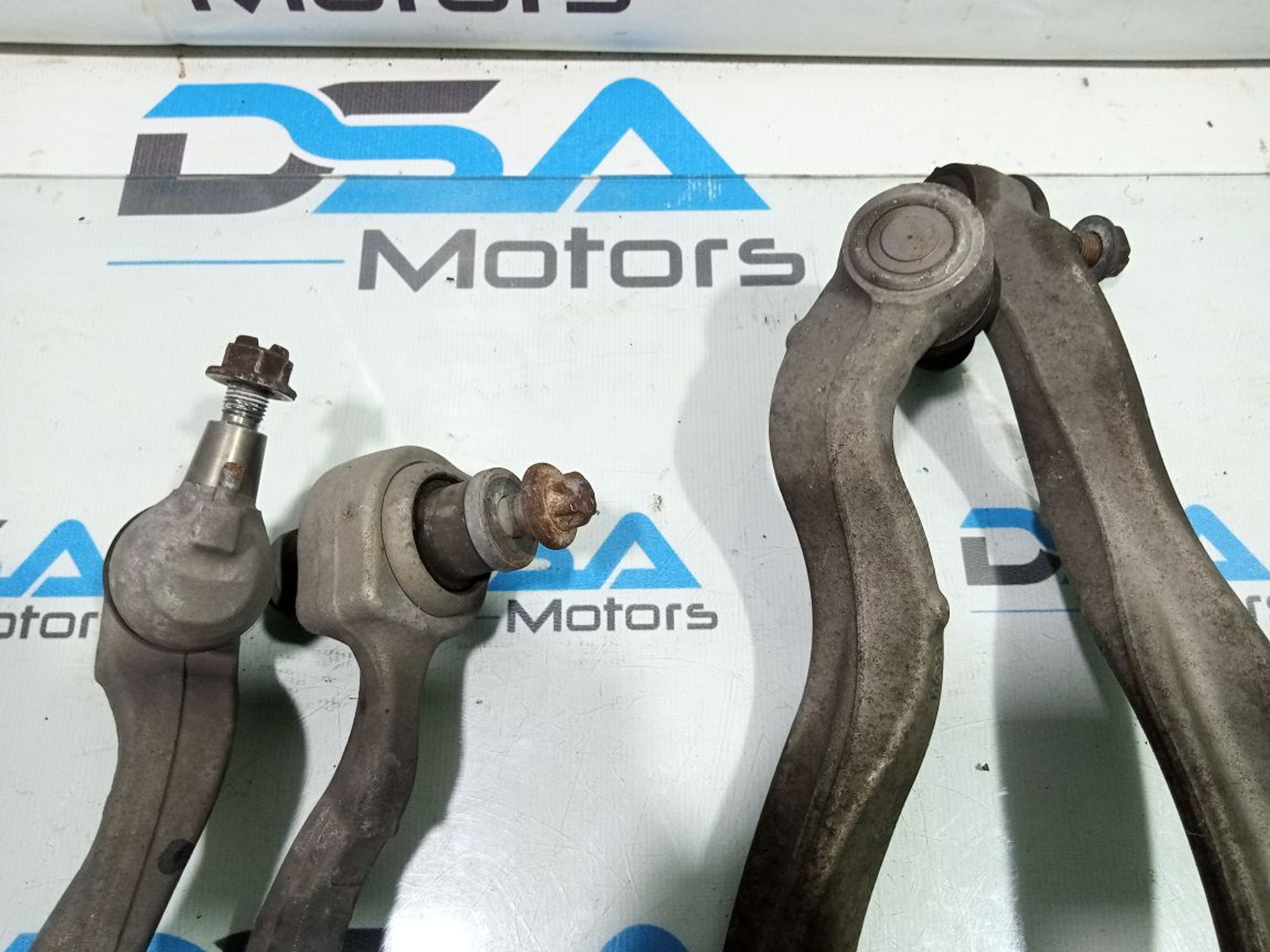 https://gcs.partsauto.market/rn-stockpro.appspot.com/thmbs/userImages/b7628e092085f1f91467af1afb6e7630/part/7b02936d-a2e8-49dd-81c2-a21f224a4eee_1748614265241.jpg