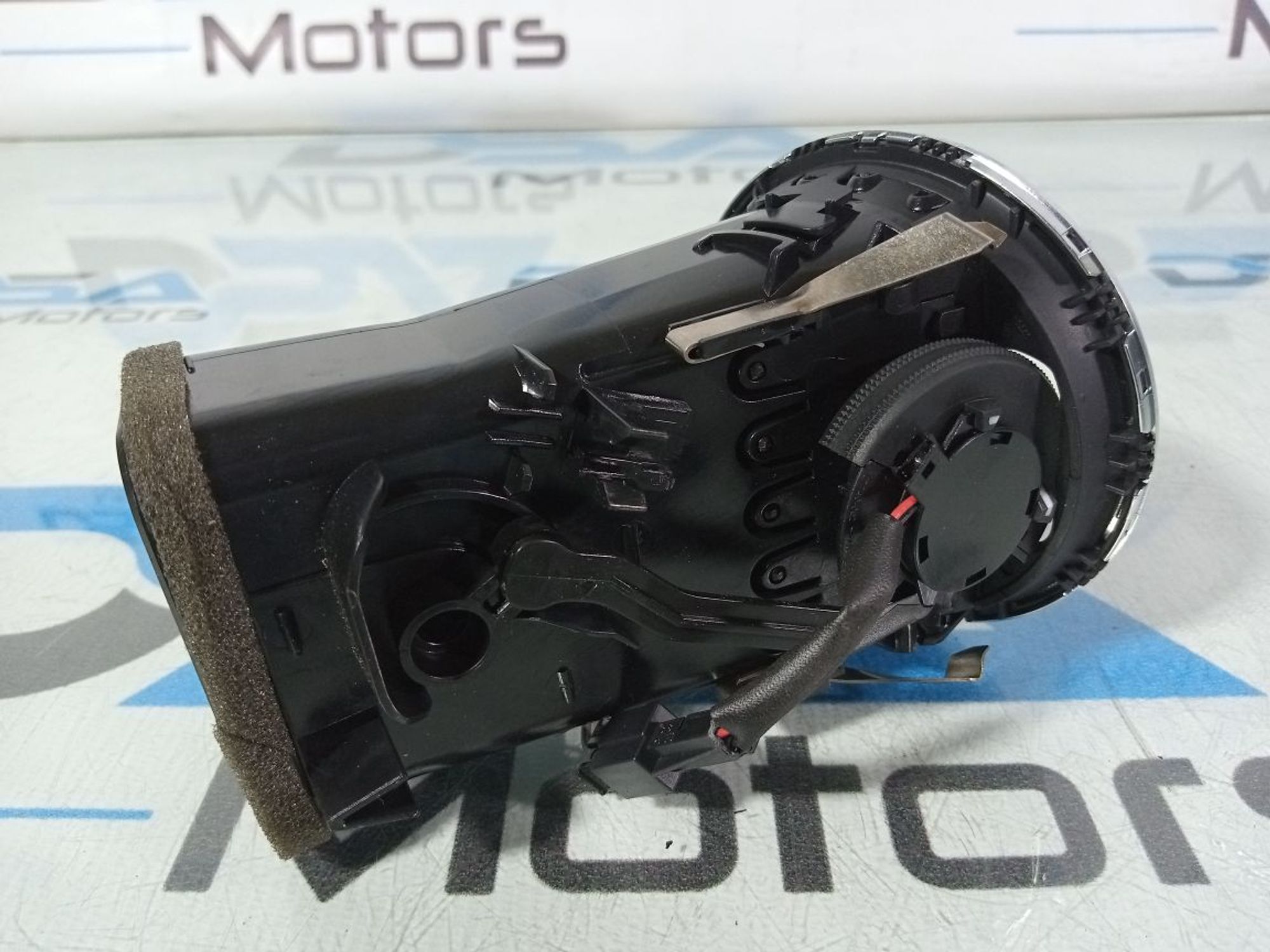 https://gcs.partsauto.market/rn-stockpro.appspot.com/thmbs/userImages/b7628e092085f1f91467af1afb6e7630/part/7b38d9b8-00f3-40b5-ad1a-06ff6a90420f_1747662415340.jpg