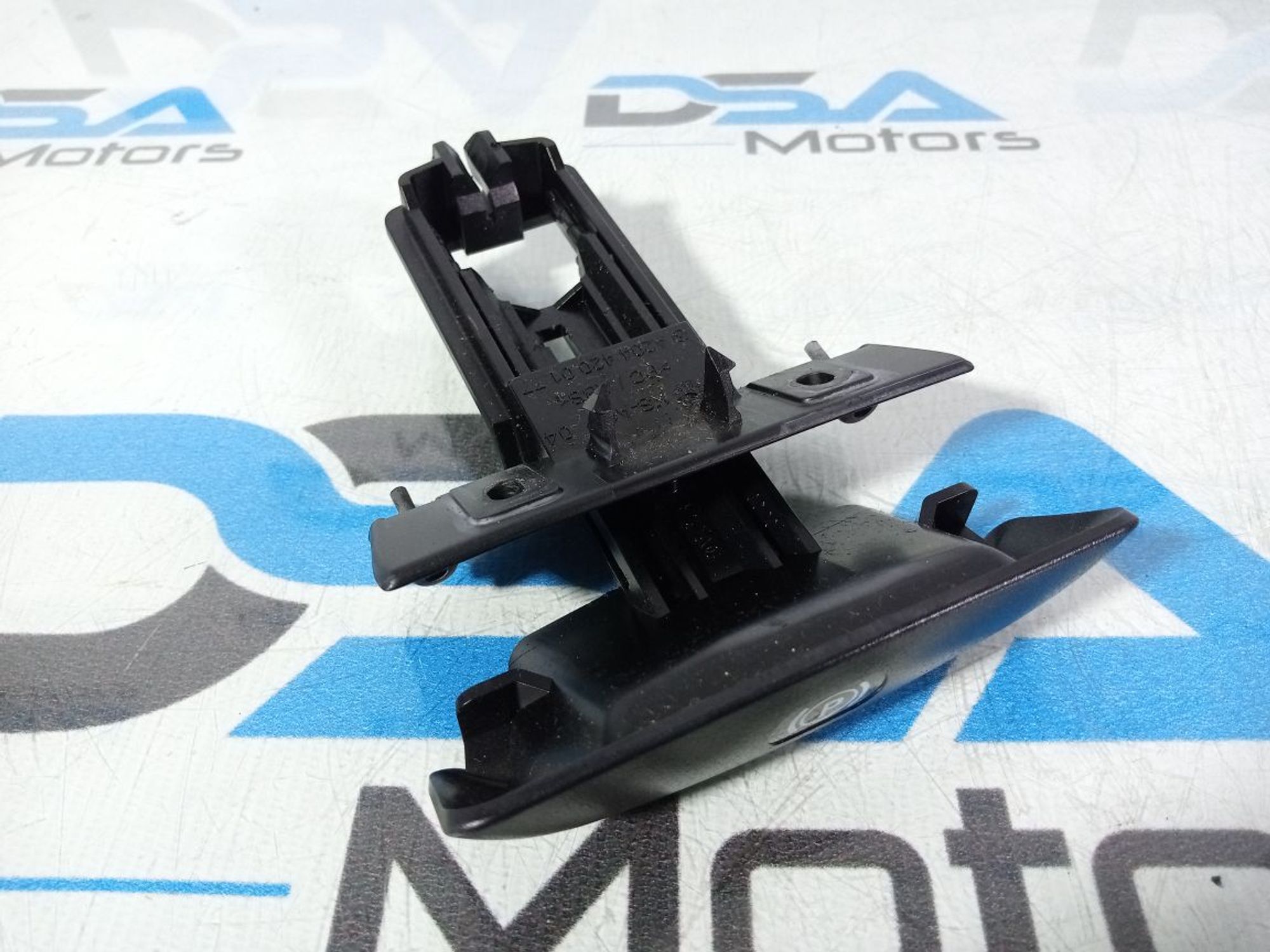 https://gcs.partsauto.market/rn-stockpro.appspot.com/thmbs/userImages/b7628e092085f1f91467af1afb6e7630/part/7badda6e-db39-4ac1-b3af-ff663af68201_1747719306876.jpg