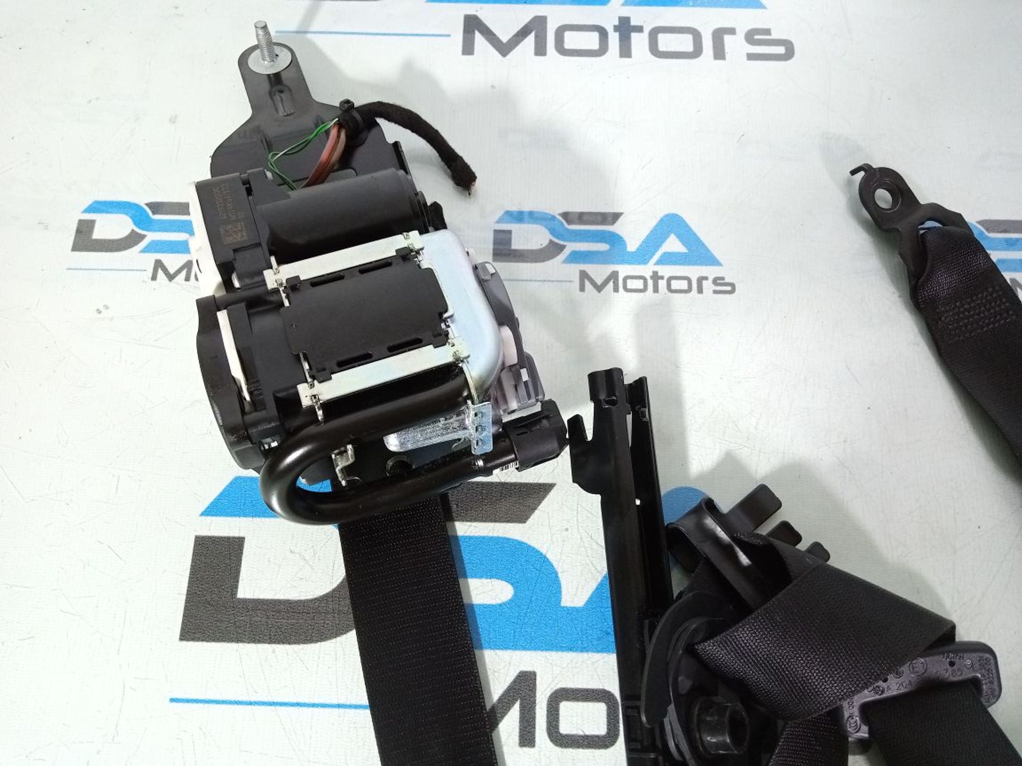 https://gcs.partsauto.market/rn-stockpro.appspot.com/thmbs/userImages/b7628e092085f1f91467af1afb6e7630/part/7bc8dace-7aef-41a4-a6d4-b7bc88c99514_1747337323339.jpg