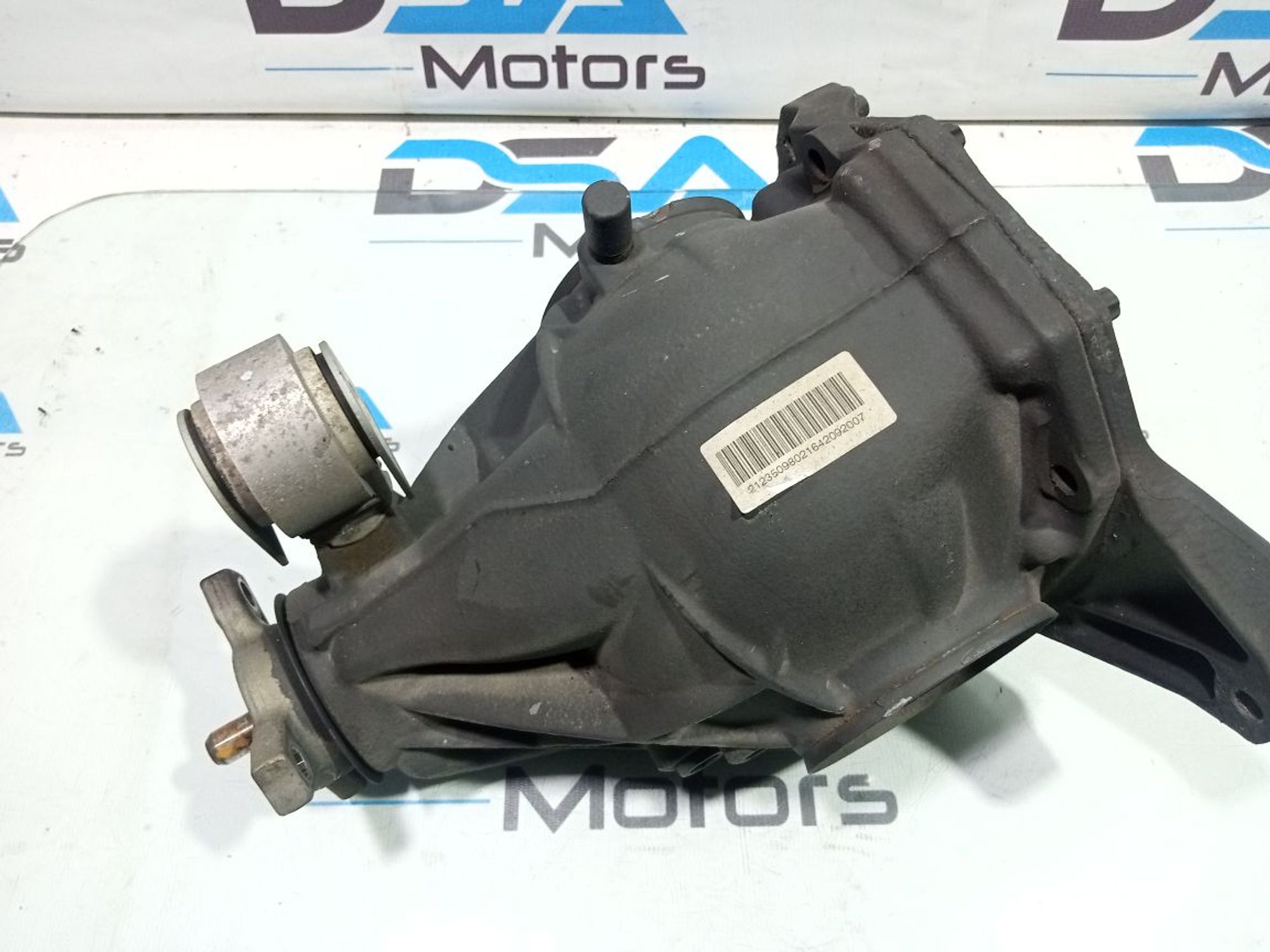 https://gcs.partsauto.market/rn-stockpro.appspot.com/thmbs/userImages/b7628e092085f1f91467af1afb6e7630/part/7d858c76-7cc0-4980-bf6e-8da6a9e655c6_1748891145870.jpg