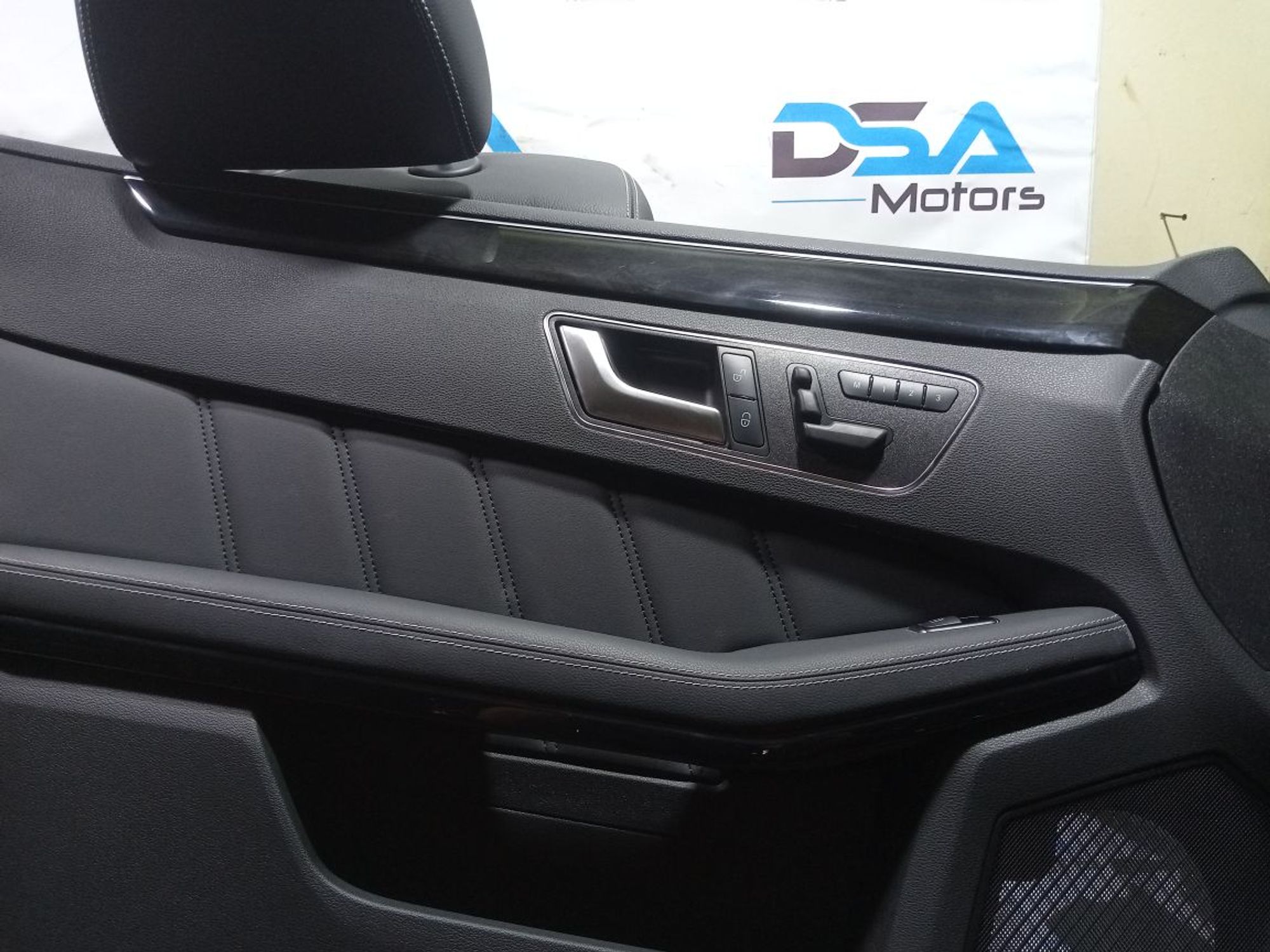 https://gcs.partsauto.market/rn-stockpro.appspot.com/thmbs/userImages/b7628e092085f1f91467af1afb6e7630/part/7d92299a-abc3-4efe-83d8-36334eb8be09_1748283957091.jpg