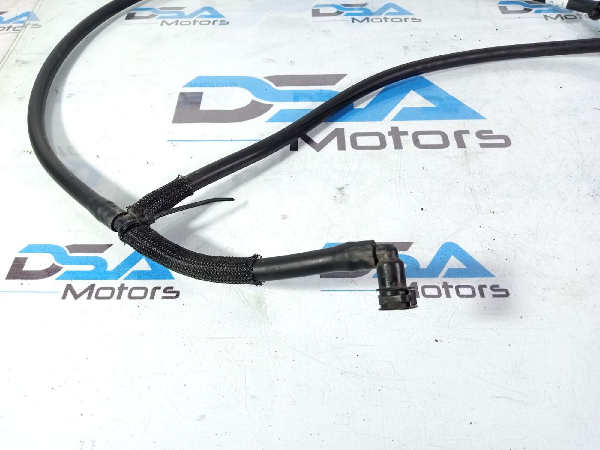 https://gcs.partsauto.market/rn-stockpro.appspot.com/thmbs/userImages/b7628e092085f1f91467af1afb6e7630/part/7de2cd72-2501-4d31-80ab-9cef7bef1cc2_1737013707380.jpg