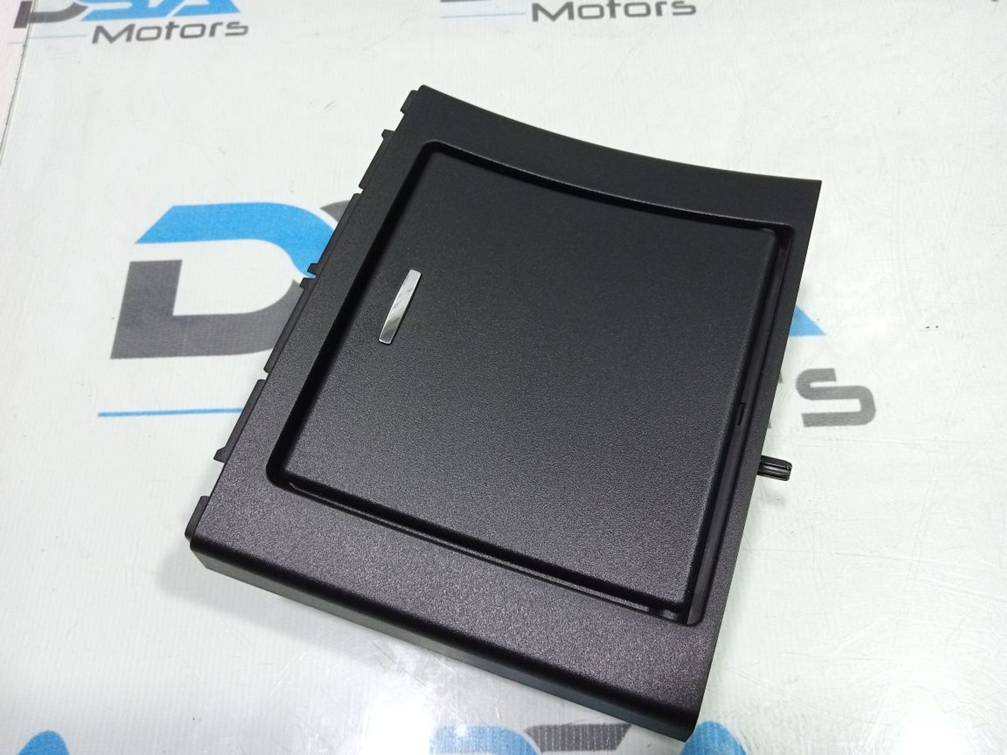https://gcs.partsauto.market/rn-stockpro.appspot.com/thmbs/userImages/b7628e092085f1f91467af1afb6e7630/part/7e459978-e136-4a98-b8c3-850343d311bd_1748161609707.jpg