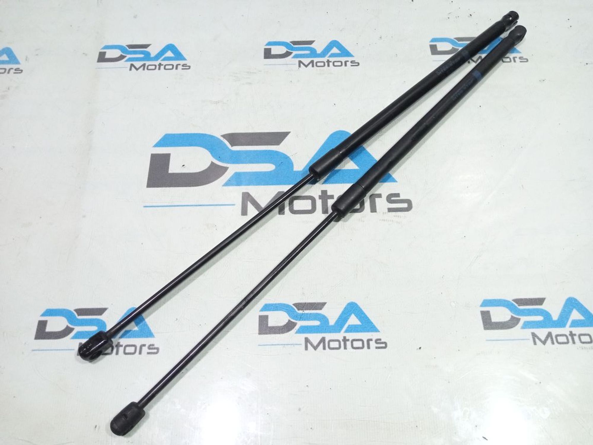 https://gcs.partsauto.market/rn-stockpro.appspot.com/thmbs/userImages/b7628e092085f1f91467af1afb6e7630/part/7e489d53-0d01-4122-ba3d-ed206c5fb321_1748621253198.jpg