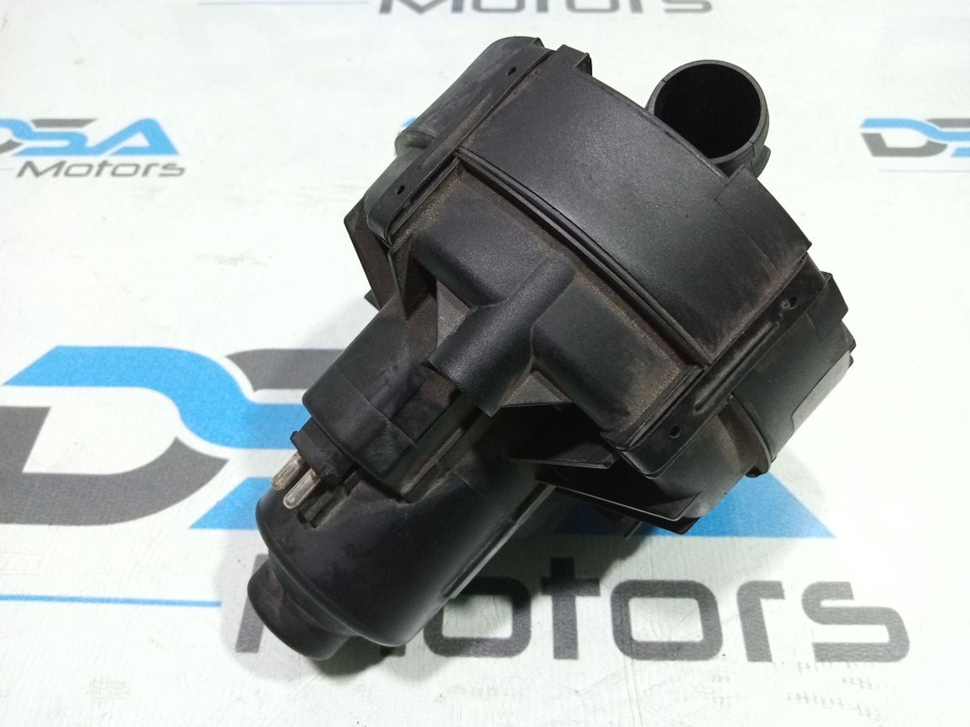 https://gcs.partsauto.market/rn-stockpro.appspot.com/thmbs/userImages/b7628e092085f1f91467af1afb6e7630/part/7ff7a3b2-733d-45a9-8cfa-d6408b5098fe_1748865405419.jpg