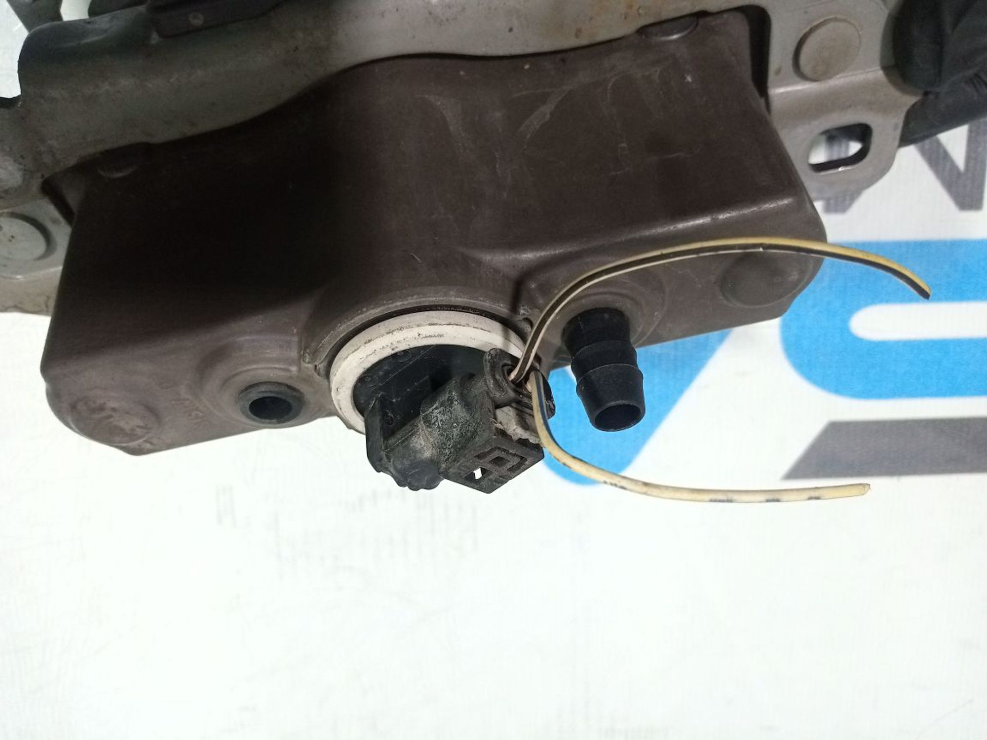 https://gcs.partsauto.market/rn-stockpro.appspot.com/thmbs/userImages/b7628e092085f1f91467af1afb6e7630/part/808f2905-467a-4284-9281-60f06373af74_1747849072389.jpg
