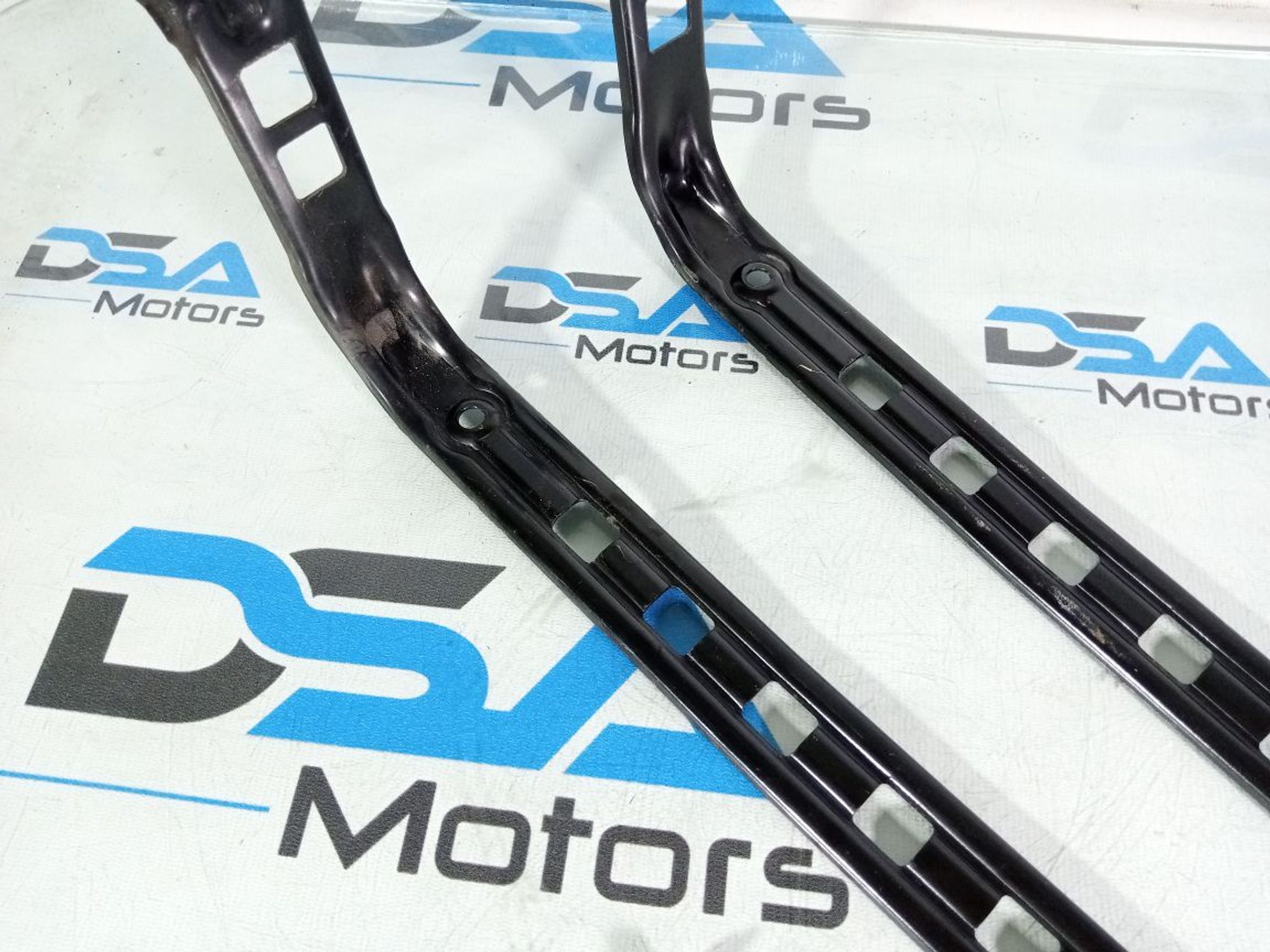 https://gcs.partsauto.market/rn-stockpro.appspot.com/thmbs/userImages/b7628e092085f1f91467af1afb6e7630/part/80f1a279-8c92-4d0f-8e73-db16496e1b74_1746960173212.jpg