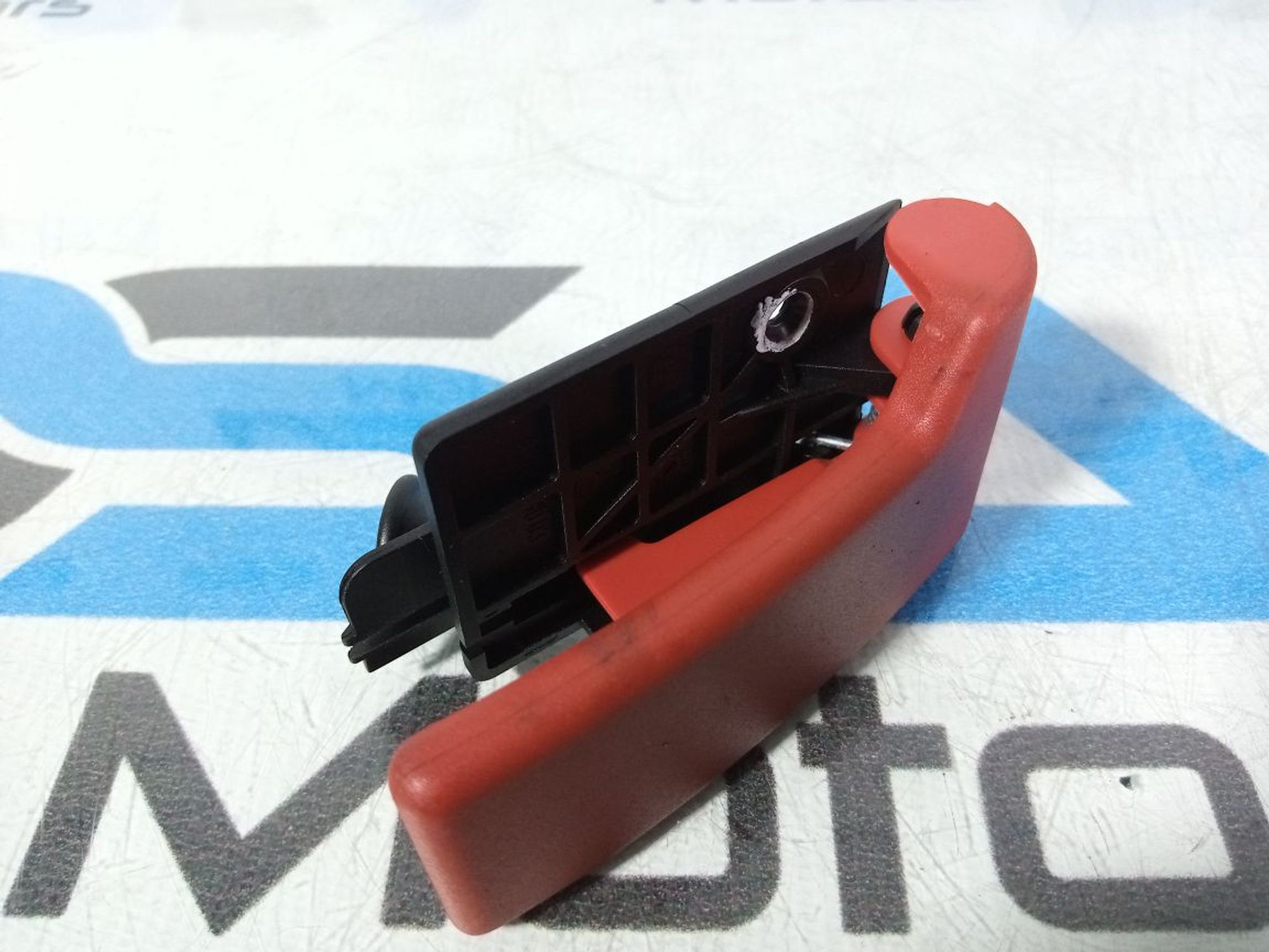 https://gcs.partsauto.market/rn-stockpro.appspot.com/thmbs/userImages/b7628e092085f1f91467af1afb6e7630/part/813567c3-08f5-4ff1-862f-b31835786312_1747719329423.jpg