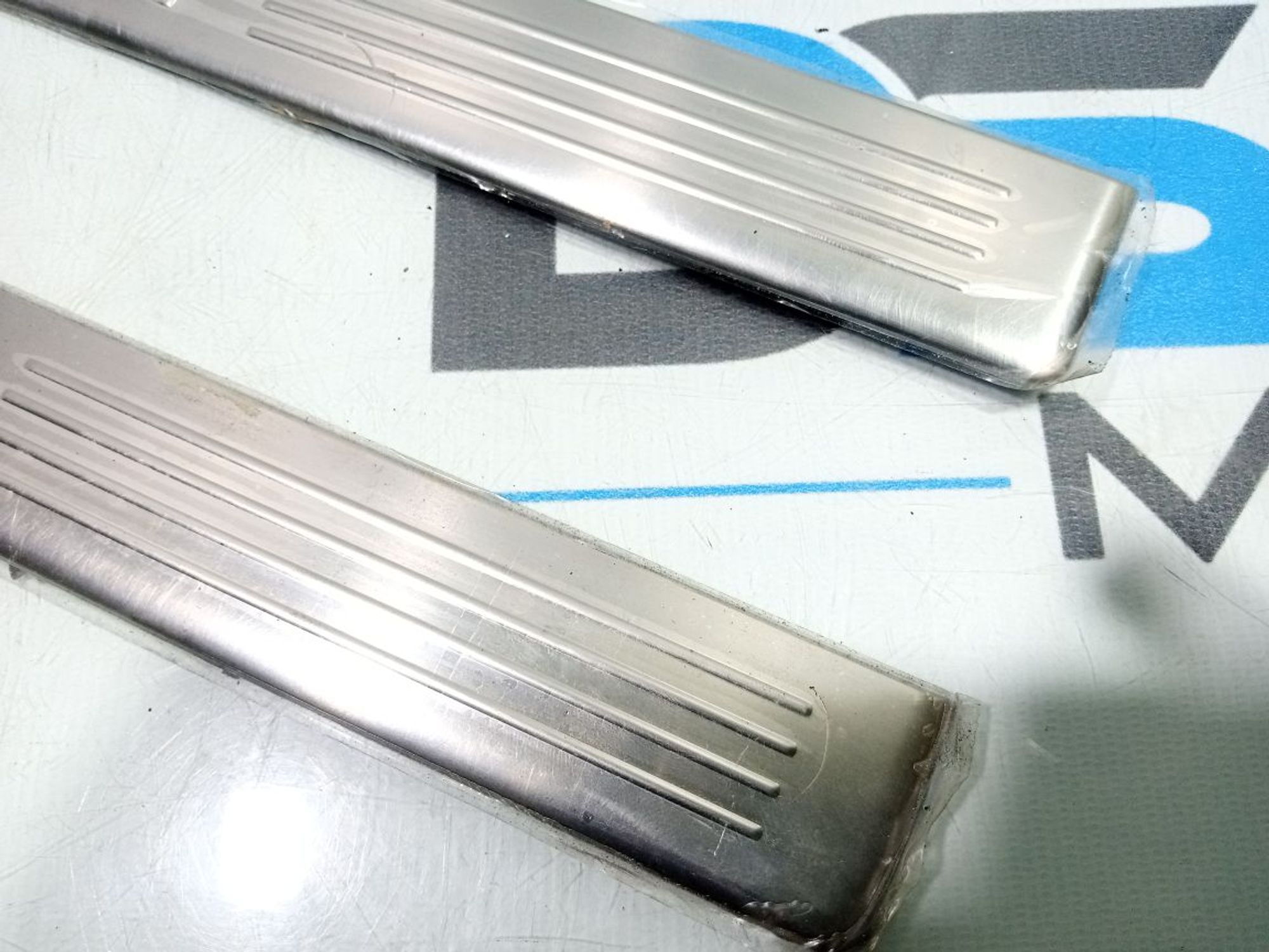 https://gcs.partsauto.market/rn-stockpro.appspot.com/thmbs/userImages/b7628e092085f1f91467af1afb6e7630/part/81afc8e9-f66c-4247-9f01-0f7355f9467d_1747849462162.jpg