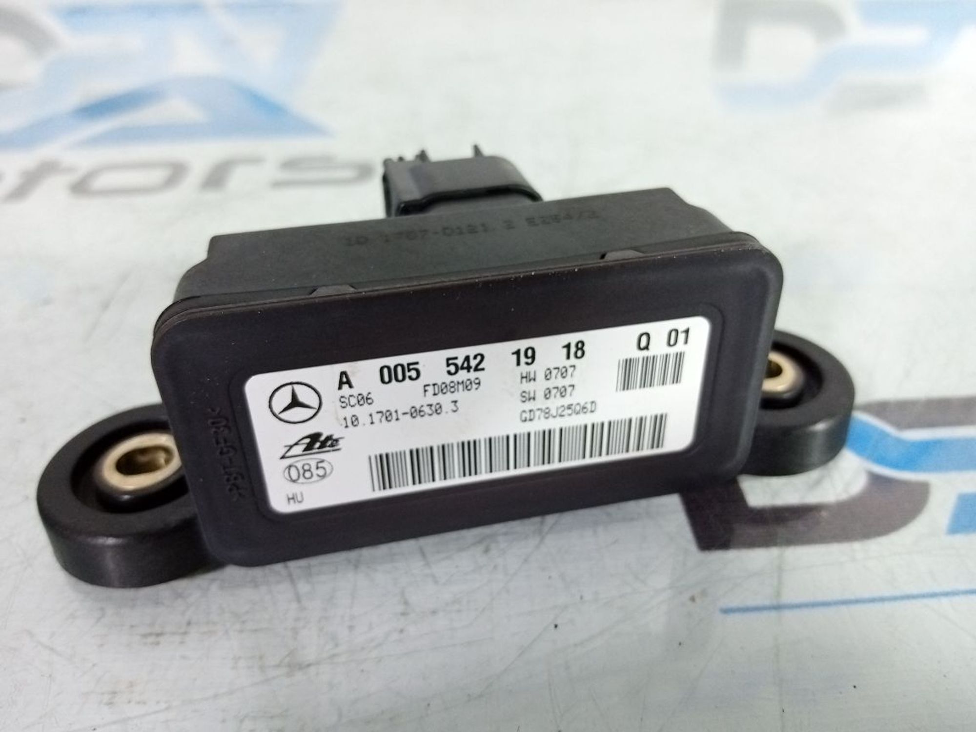 https://gcs.partsauto.market/rn-stockpro.appspot.com/thmbs/userImages/b7628e092085f1f91467af1afb6e7630/part/824eeb61-19bf-4857-9358-e3f7e26694d6_1735312876872.jpg
