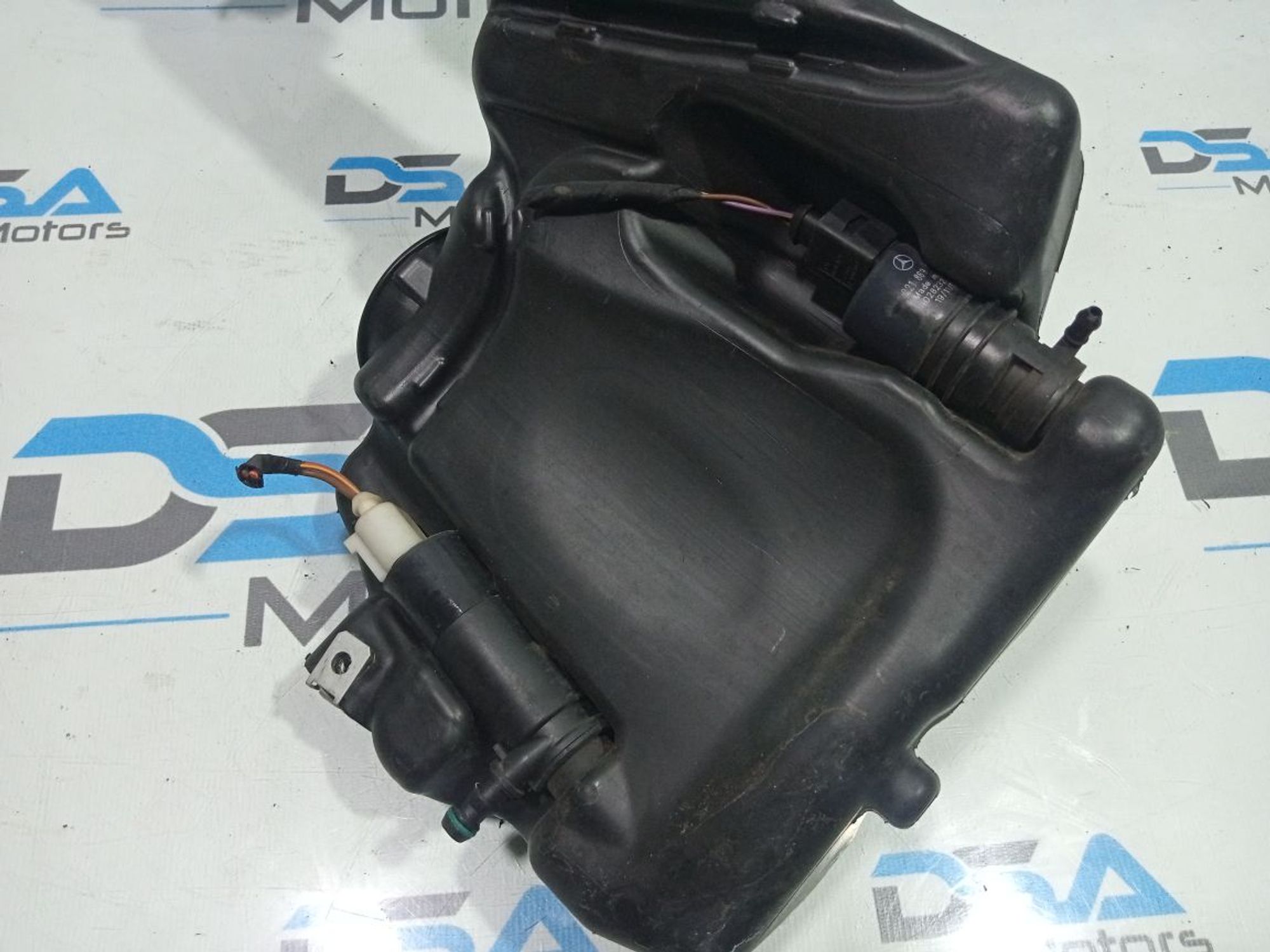 https://gcs.partsauto.market/rn-stockpro.appspot.com/thmbs/userImages/b7628e092085f1f91467af1afb6e7630/part/8293afe5-859b-4801-94bd-e9f982f80533_1748894838550.jpg
