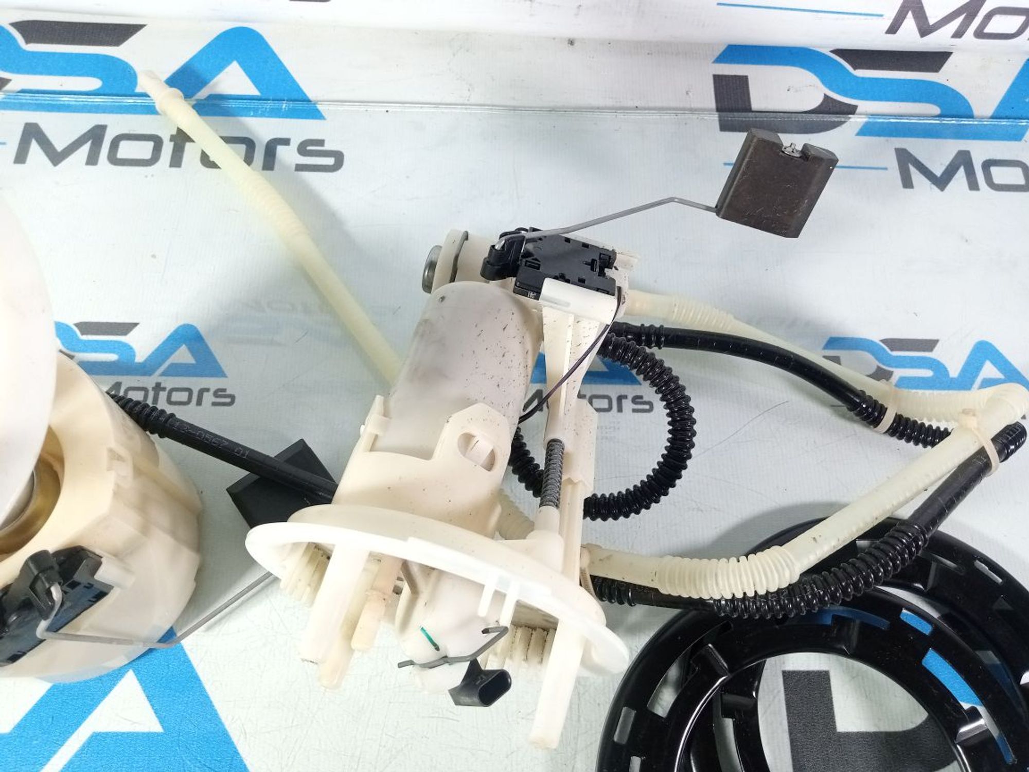 https://gcs.partsauto.market/rn-stockpro.appspot.com/thmbs/userImages/b7628e092085f1f91467af1afb6e7630/part/85a8863e-306d-4907-b8b0-ac78ad46c90c_1747057955243.jpg