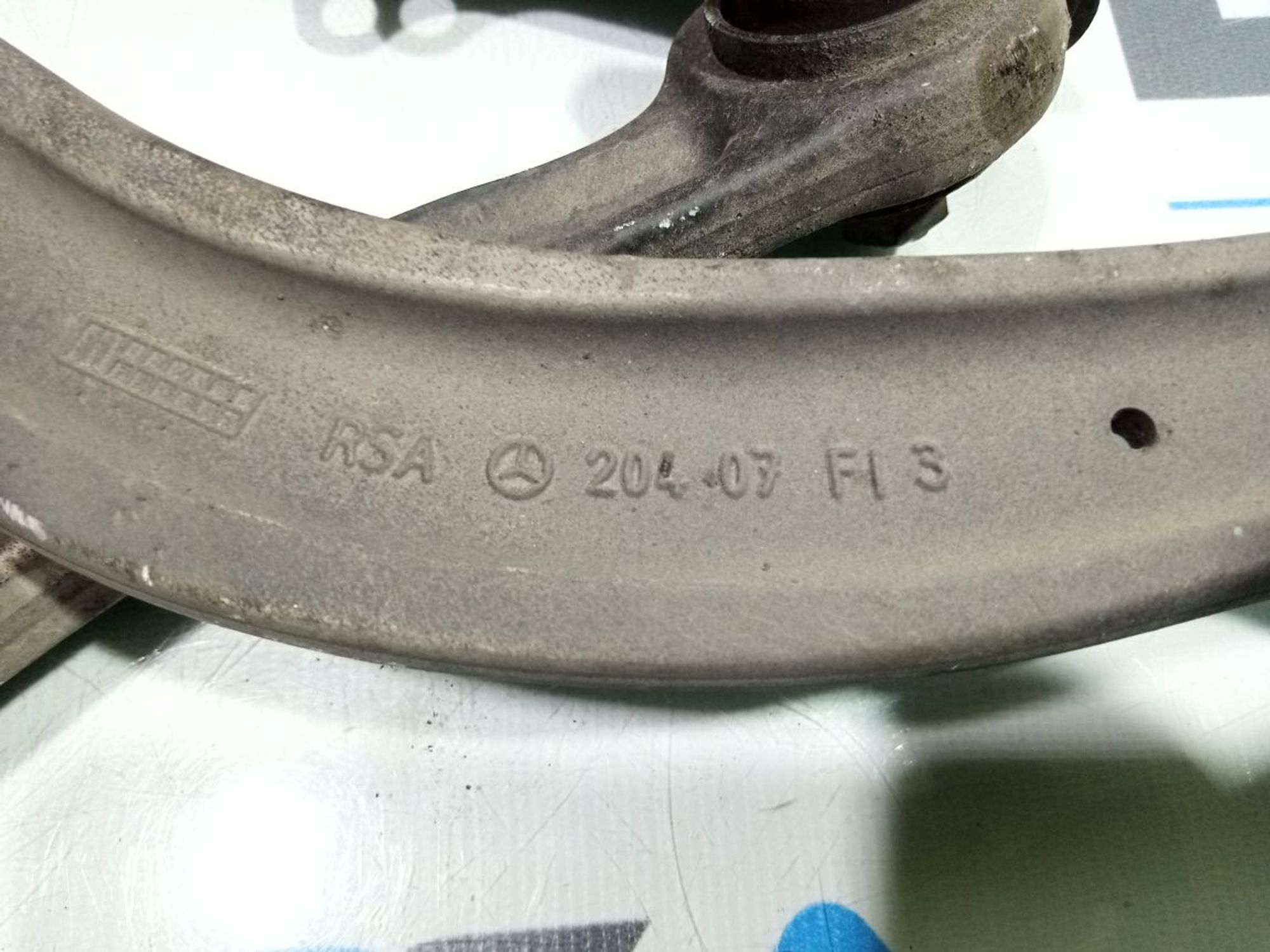 https://gcs.partsauto.market/rn-stockpro.appspot.com/thmbs/userImages/b7628e092085f1f91467af1afb6e7630/part/85b1abdf-1556-4a63-80a8-1243775911d7_1748614927907.jpg
