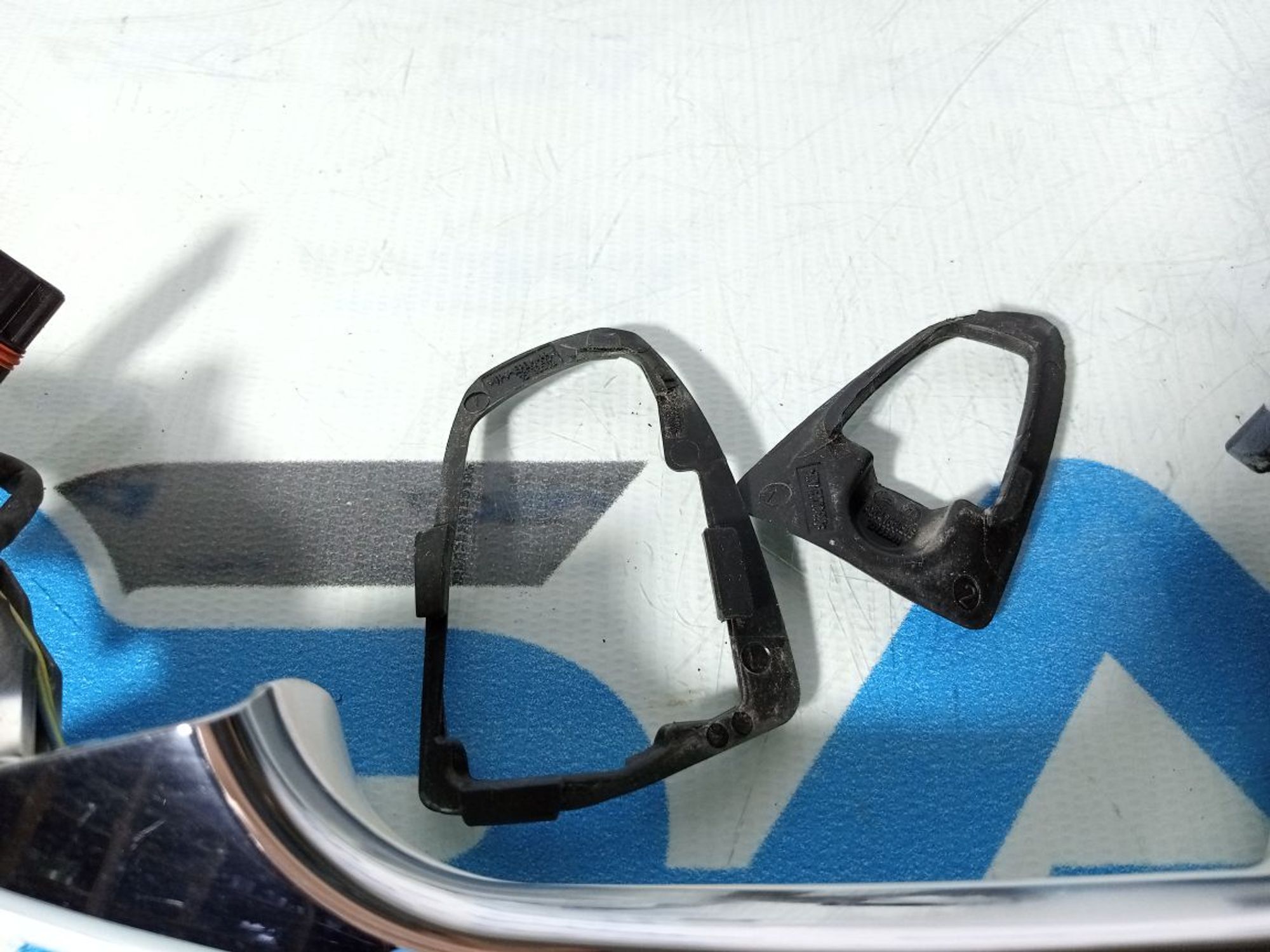 https://gcs.partsauto.market/rn-stockpro.appspot.com/thmbs/userImages/b7628e092085f1f91467af1afb6e7630/part/860fe58d-d649-4fa0-b002-3f938df531c8_1745909587887.jpg
