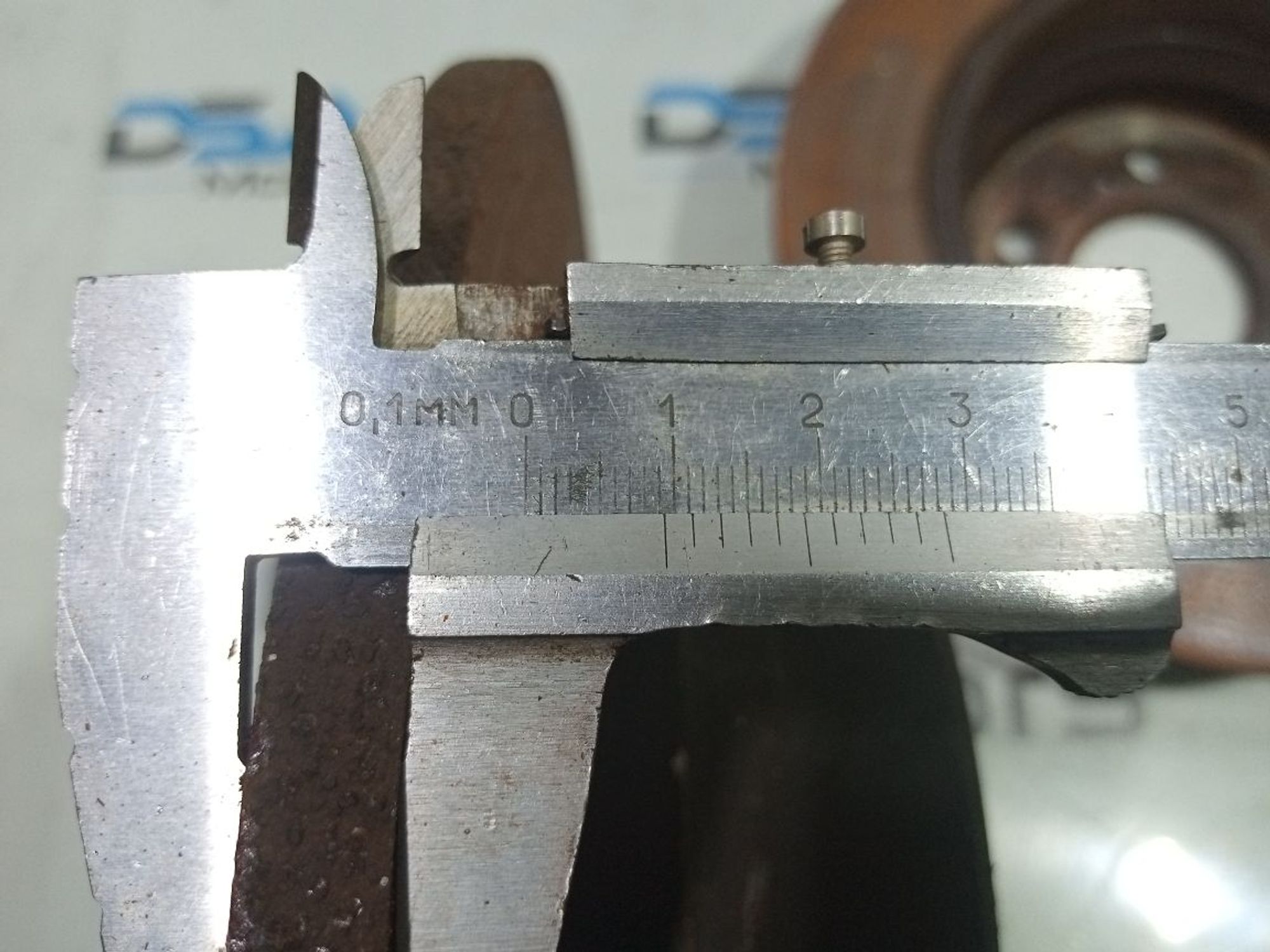https://gcs.partsauto.market/rn-stockpro.appspot.com/thmbs/userImages/b7628e092085f1f91467af1afb6e7630/part/86b57054-80bc-49be-9c33-e5cd69d5f82a_1748924805563.jpg
