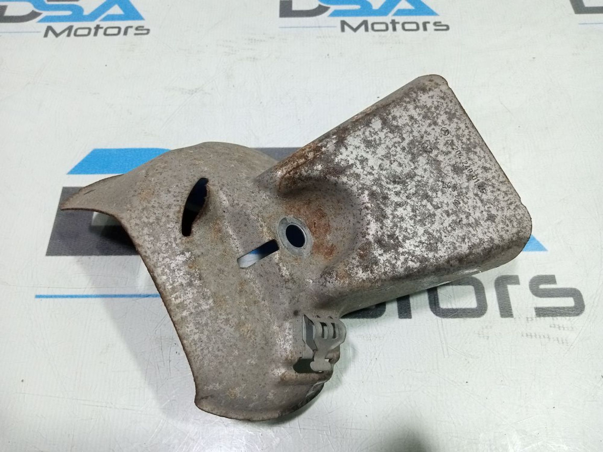 https://gcs.partsauto.market/rn-stockpro.appspot.com/thmbs/userImages/b7628e092085f1f91467af1afb6e7630/part/87ae8819-28a0-4b9a-8fb5-3a31bec94622_1748621761998.jpg